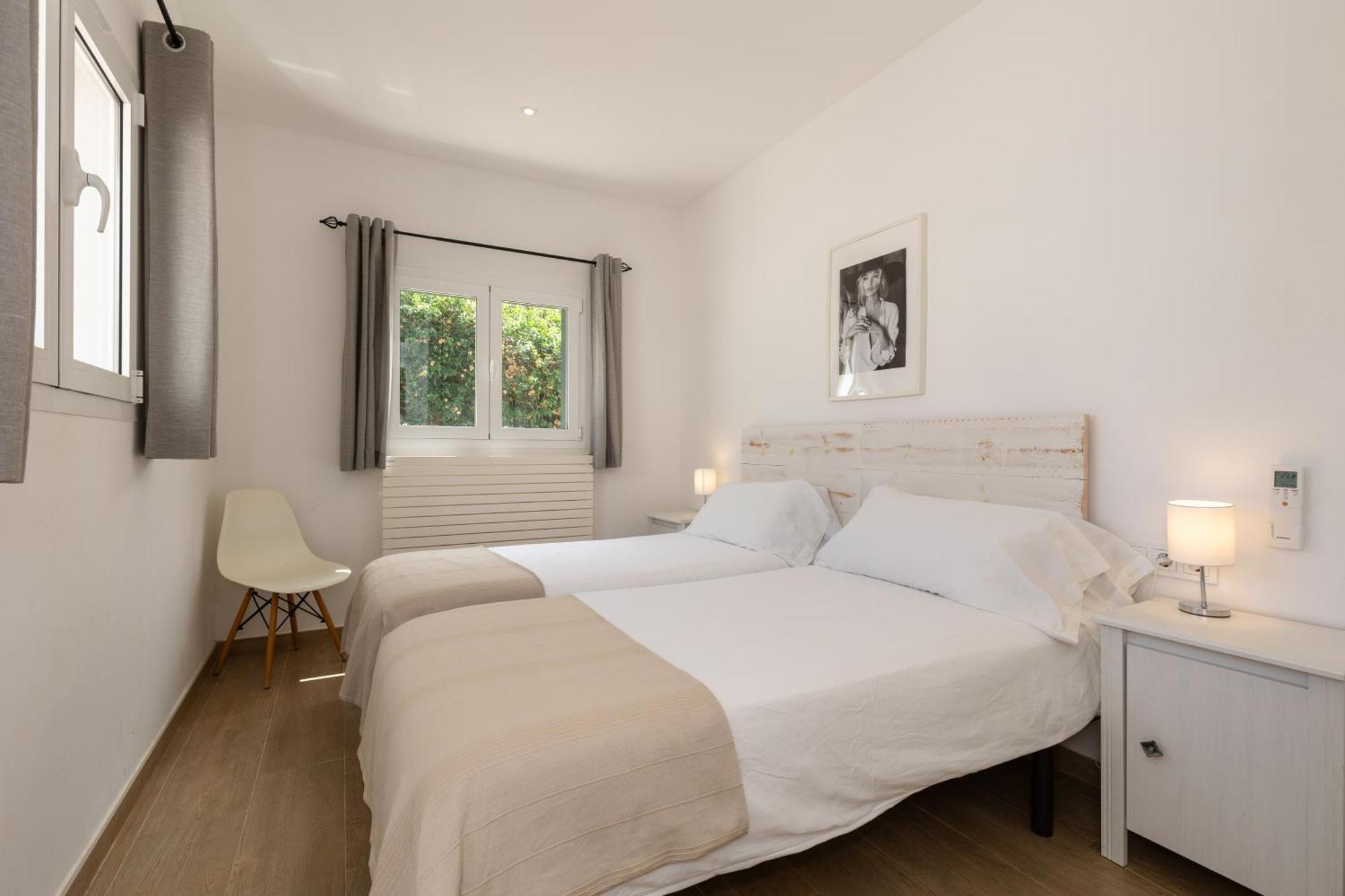 Maravilla With Heatable Pool Rooftopbar With Sea Views And Range Rover Villa *