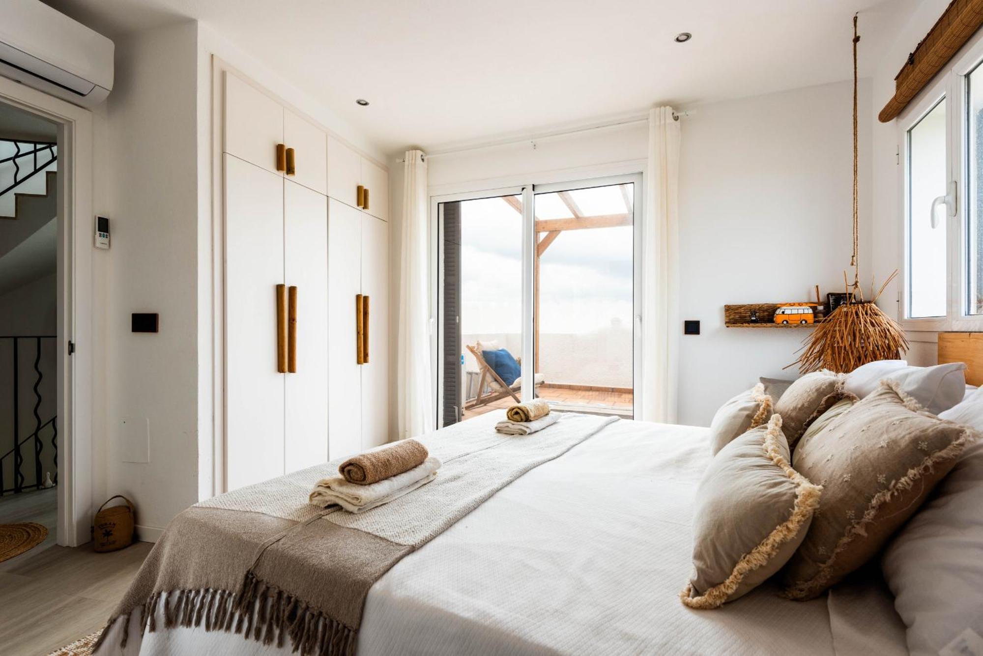 Kistine 5 Bedroom Villa, Cala Morell