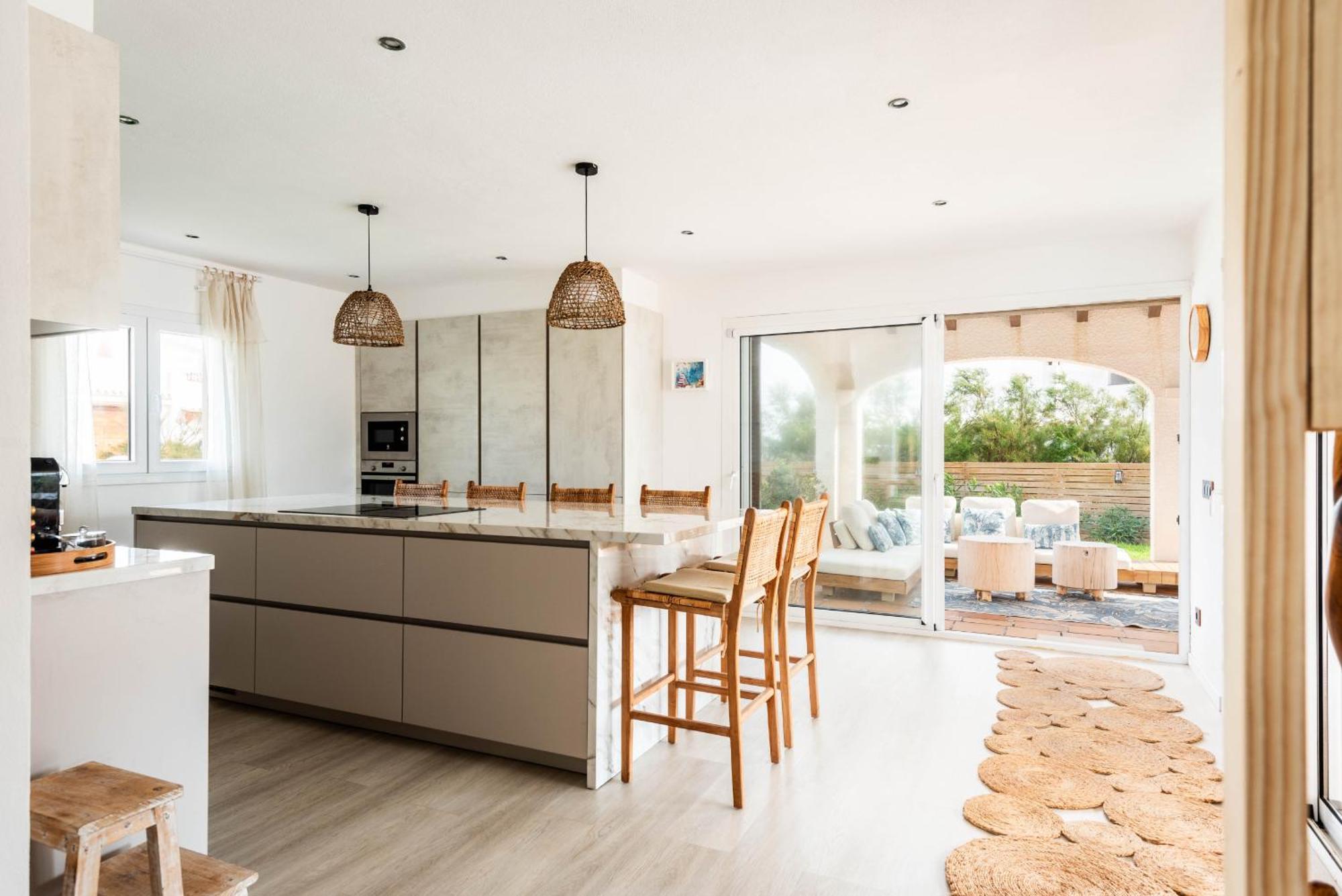 Kistine 5 Bedroom Villa, * Cala Morell