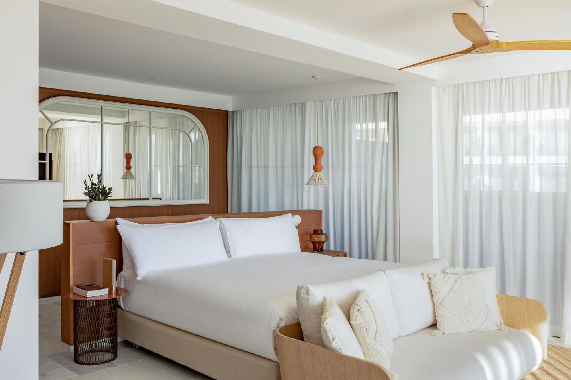 Le Blanc, A Gran Meliá - The Leading Of The World