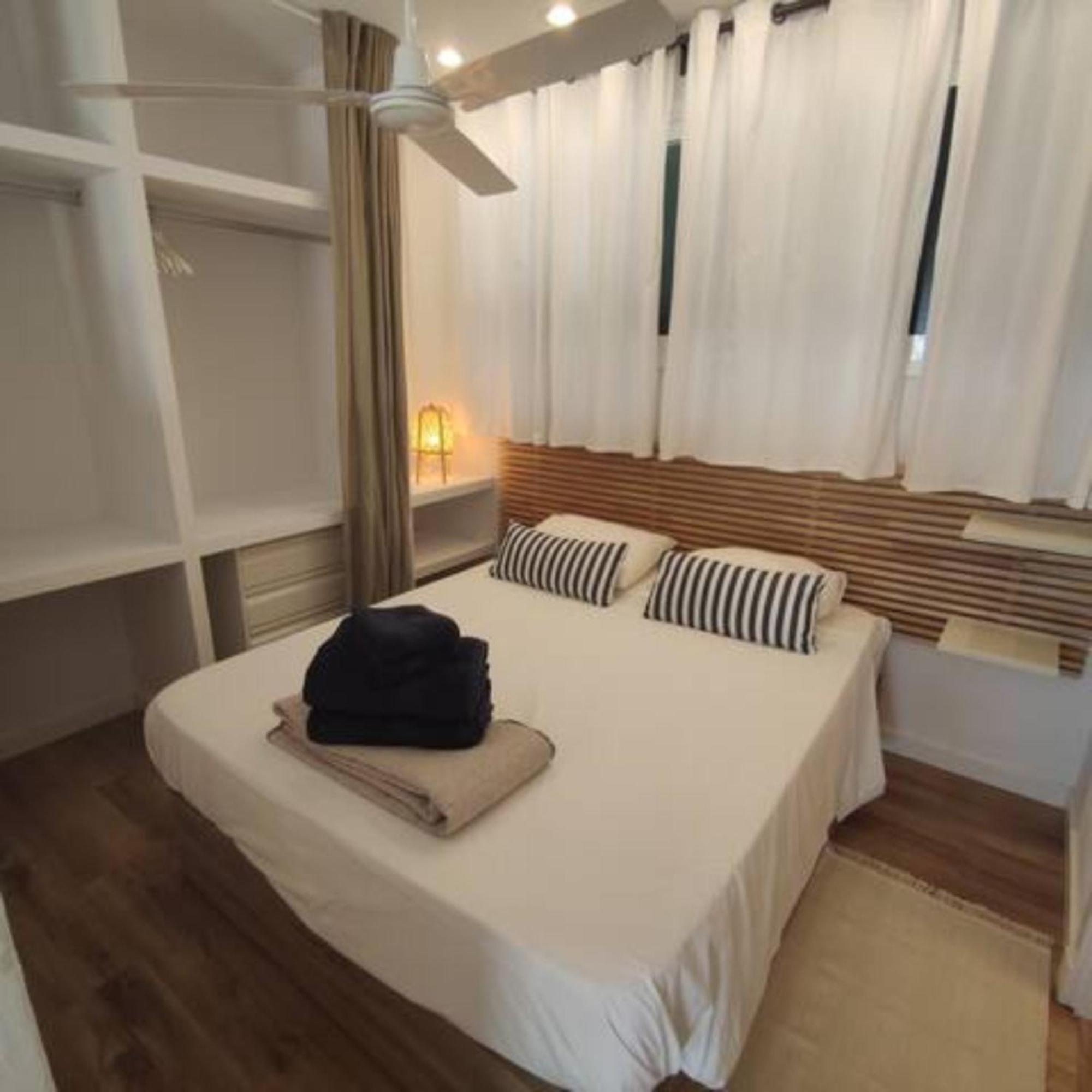 Apartamento Modernes Am Binisafúller