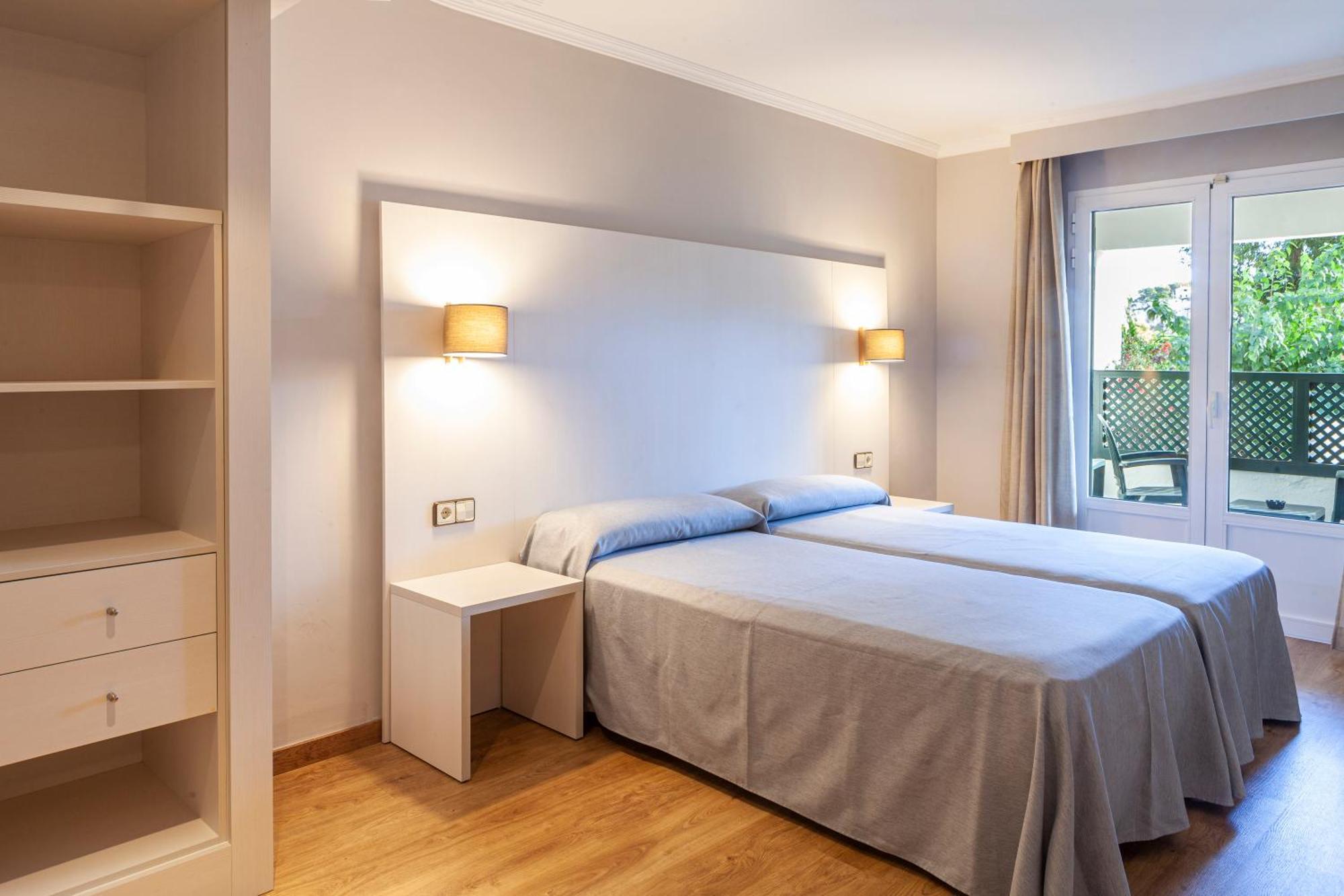 Aparthotel Minura Cala Galdana & D'aljandar 4*