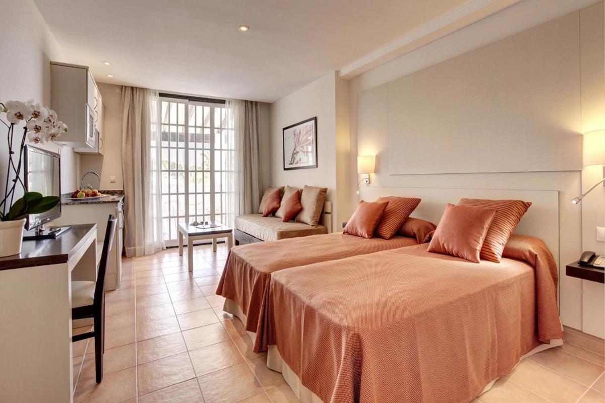 Grupotel Club Menorca Apartahotel Son Xoriguer
