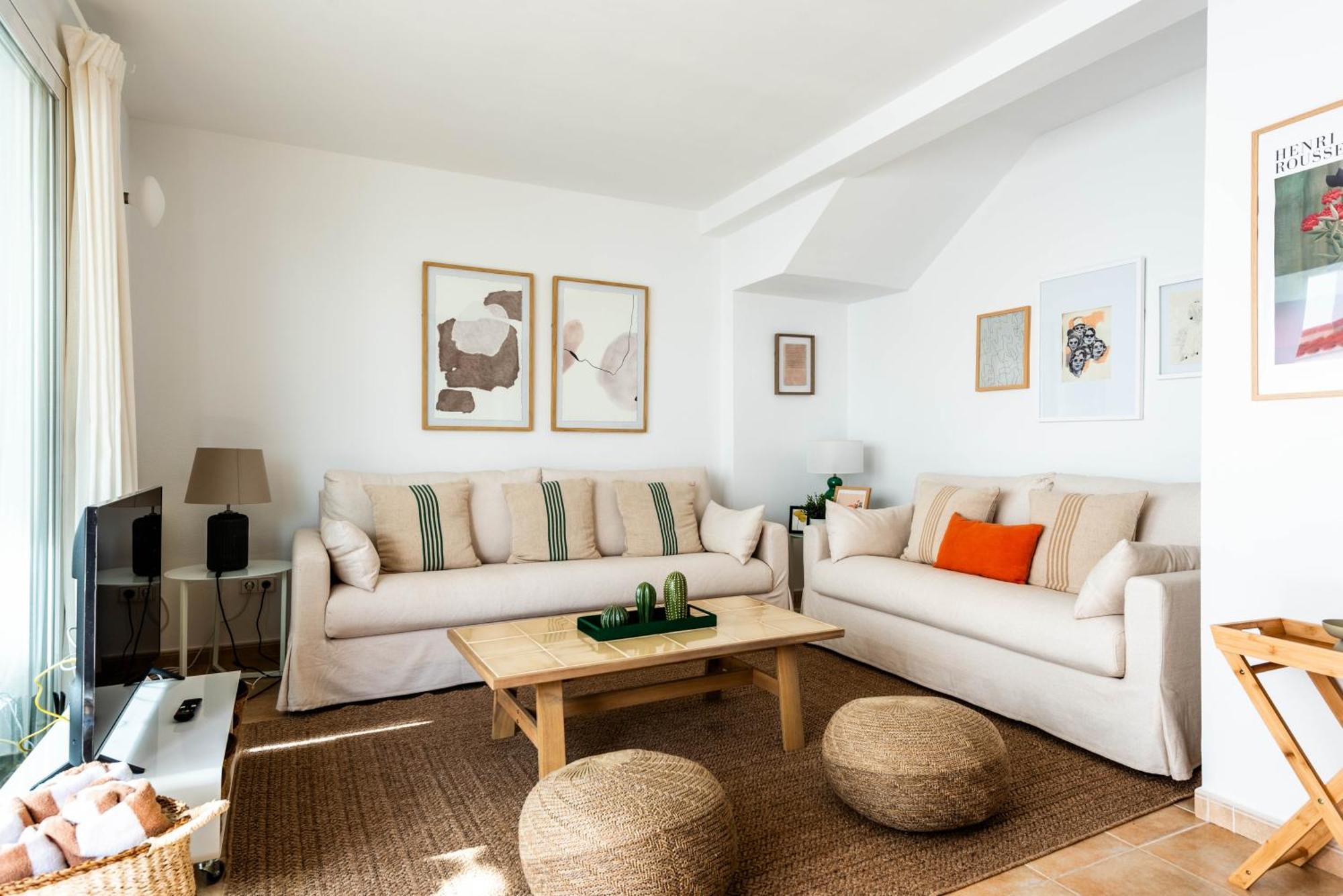 Сasa de vacaciones 3 Bedroom Villa, 300m To Arenal D'en Castell Punta Grossa