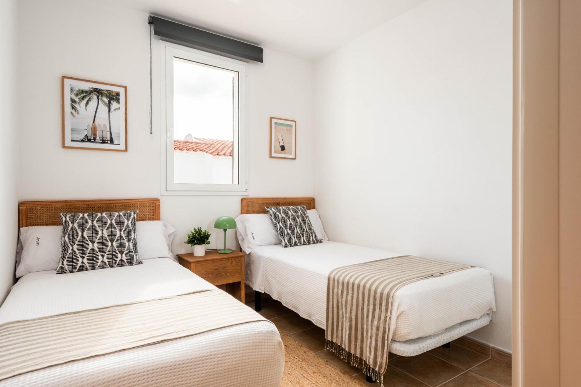 Сasa de vacaciones 3 Bedroom Villa, 300m To Arenal D'en Castell *