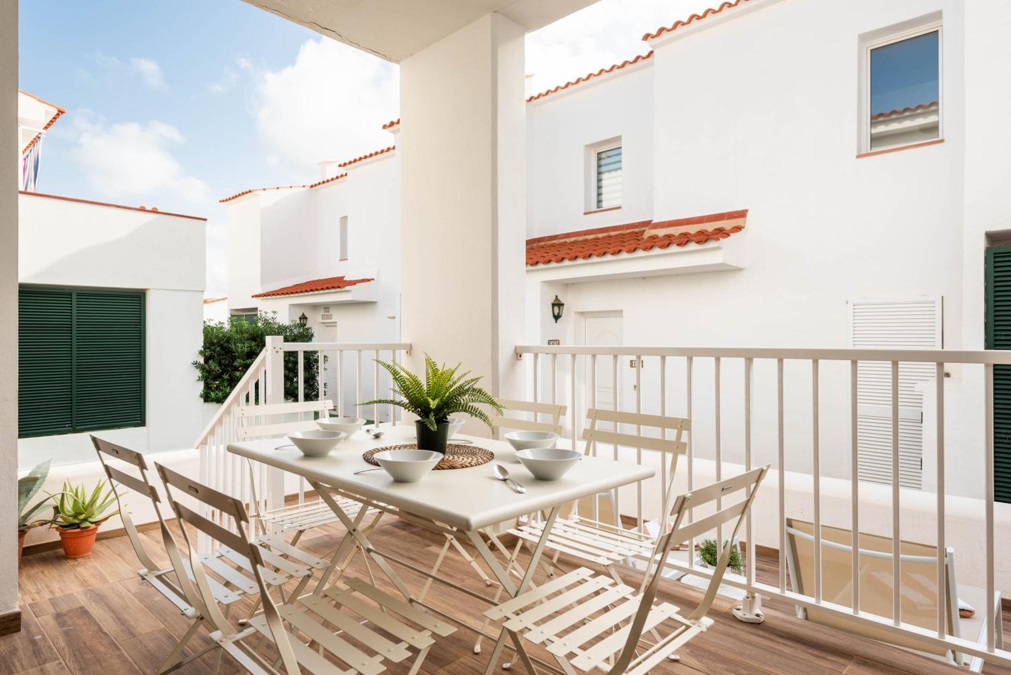 Сasa de vacaciones 3 Bedroom Villa, 300m To Arenal D'en Castell Punta Grossa