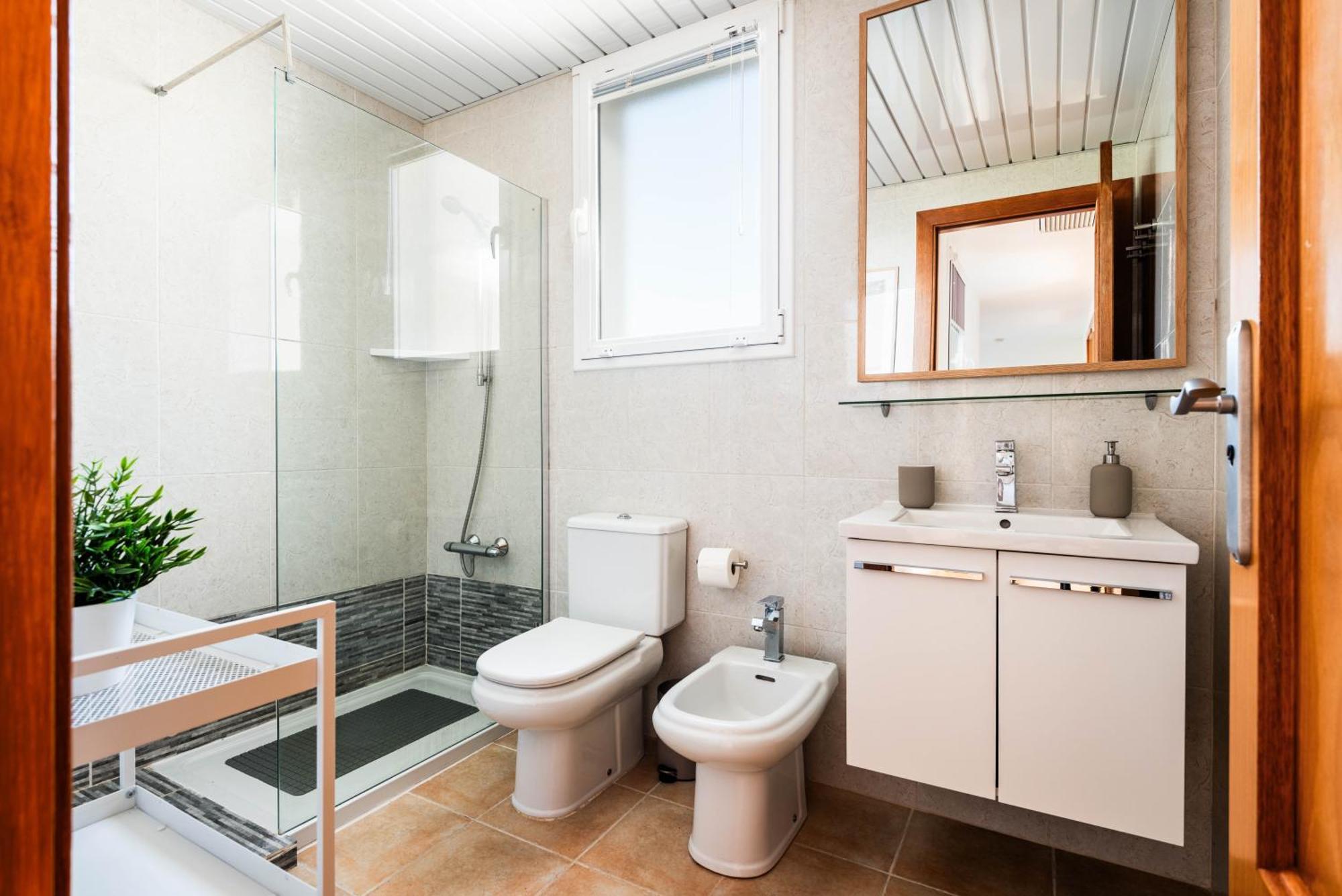 3 Bedroom Villa, 300m To Arenal D'en Castell Сasa de vacaciones Punta Grossa