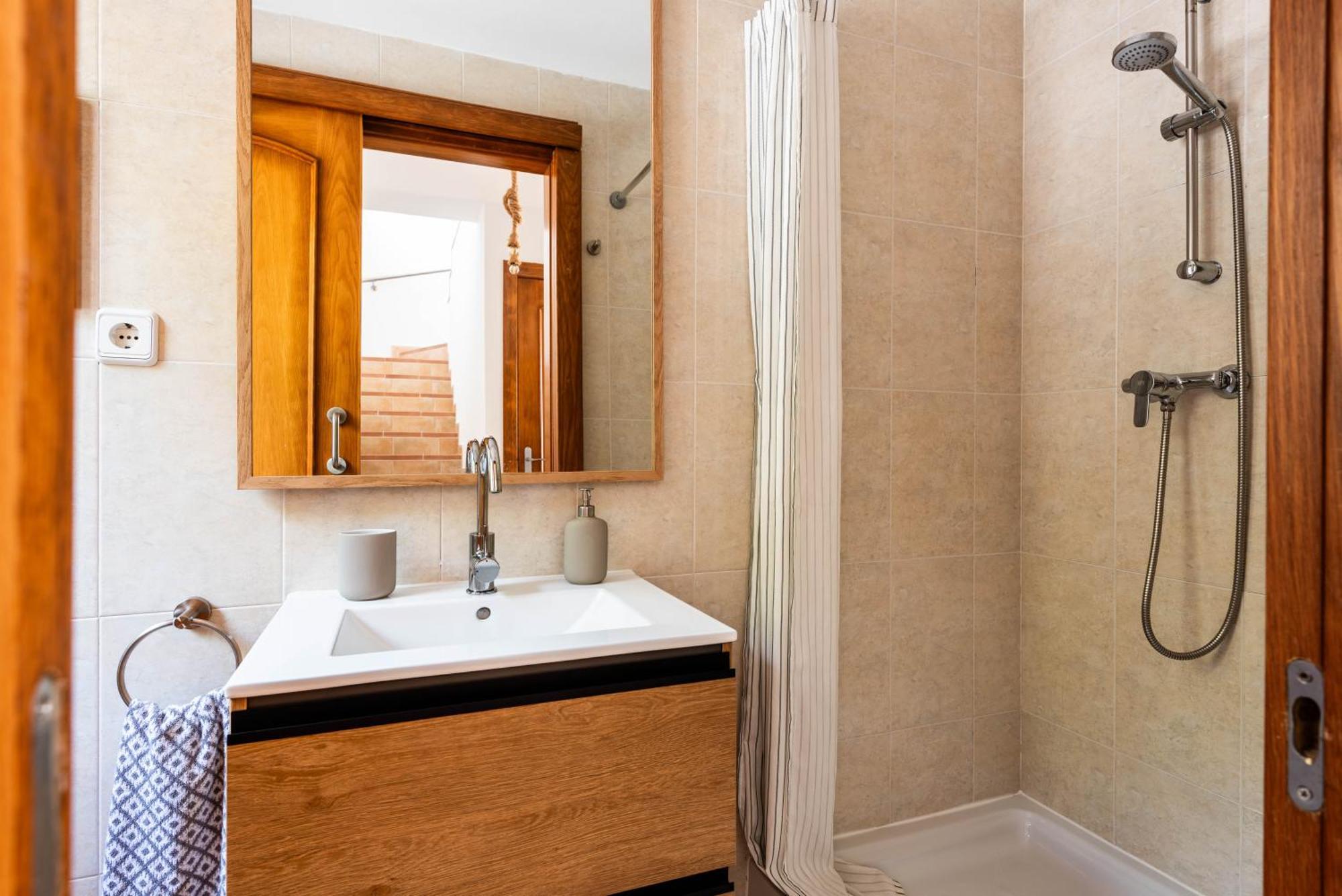 3 Bedroom Villa, 300m To Arenal D'en Castell Сasa de vacaciones Punta Grossa