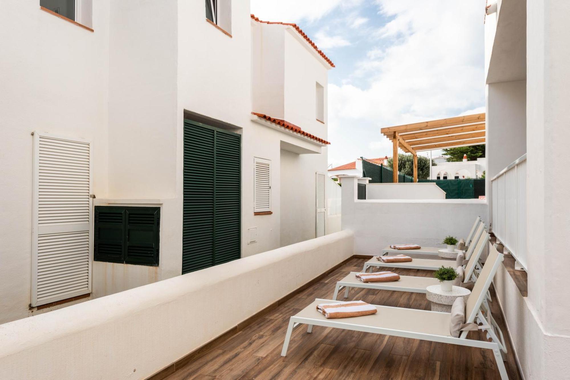 3 Bedroom Villa, 300m To Arenal D'en Castell *