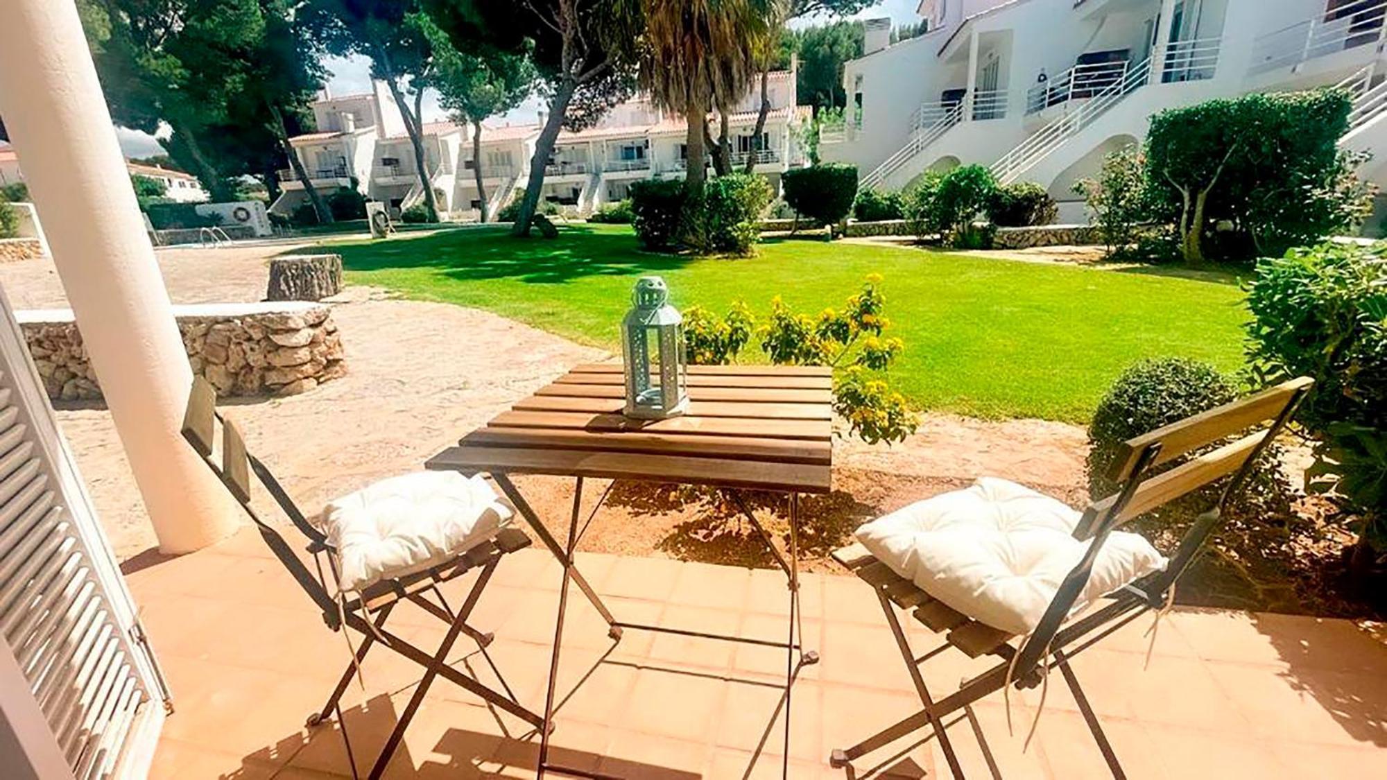 Lia En Port Addaia, Piscina Y Barbacoa, Perfecto Vacaciones Apartamento