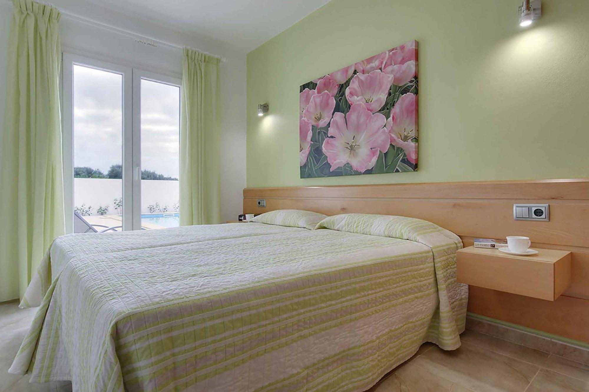 Betty Cala'N Blanes (Menorca)