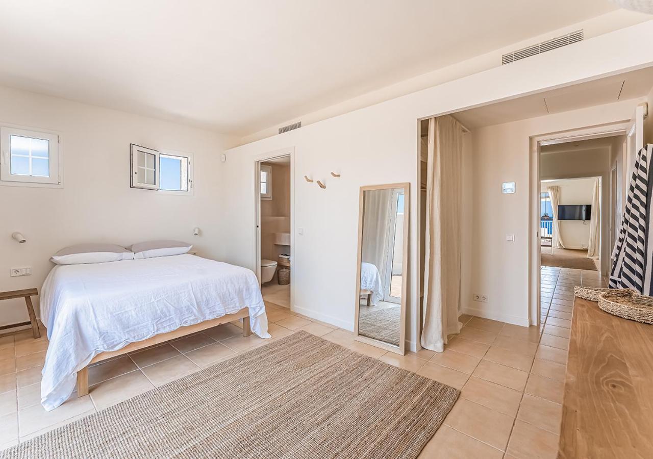 Peaceful Getaway By The Sea In Na Macaret, Menorca Na Macaret