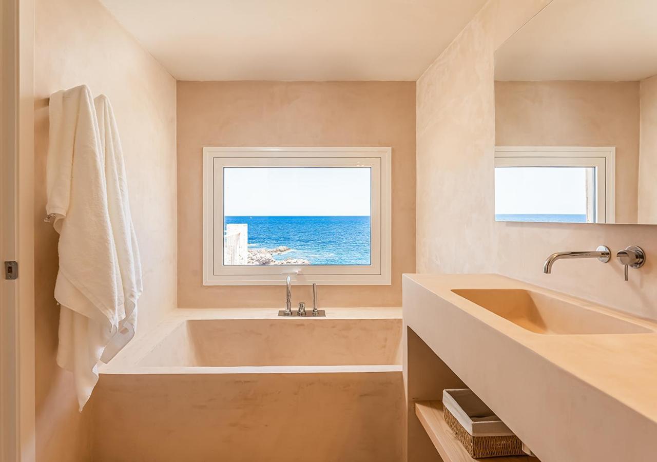 Villa Peaceful Getaway By The Sea In Na Macaret, Menorca Na Macaret
