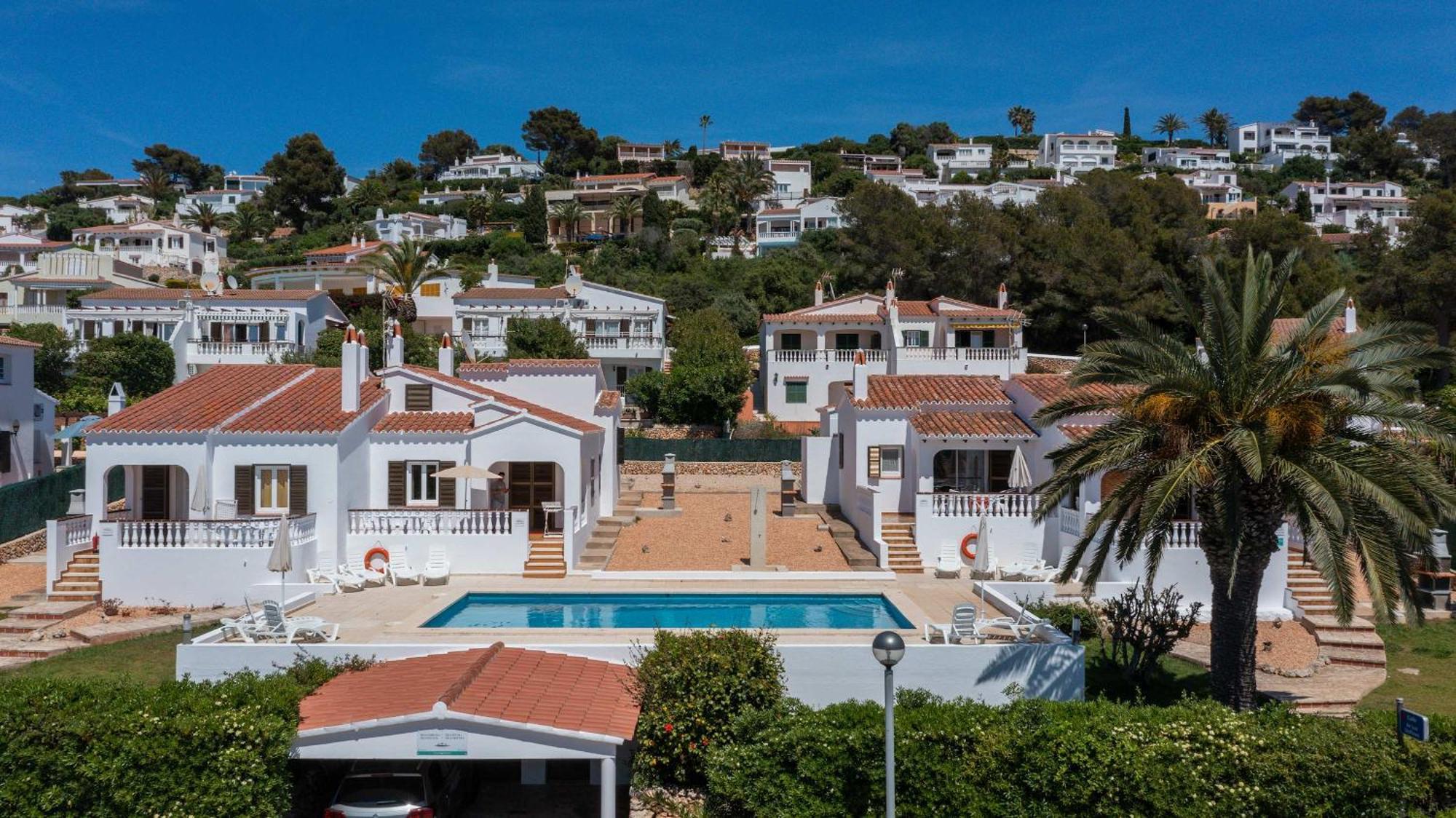Noelia - Magnificent Sea Views & Close To The Son Bou