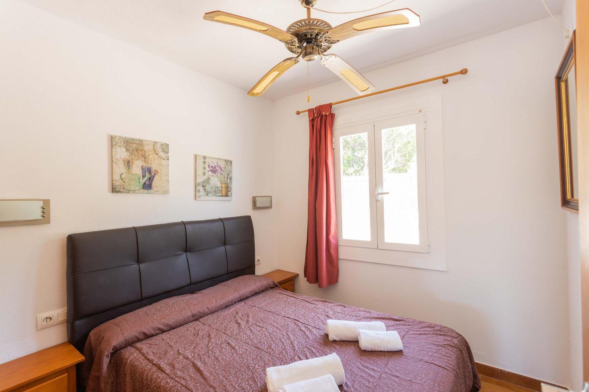 Noelia - Magnificent Sea Views & Close To The