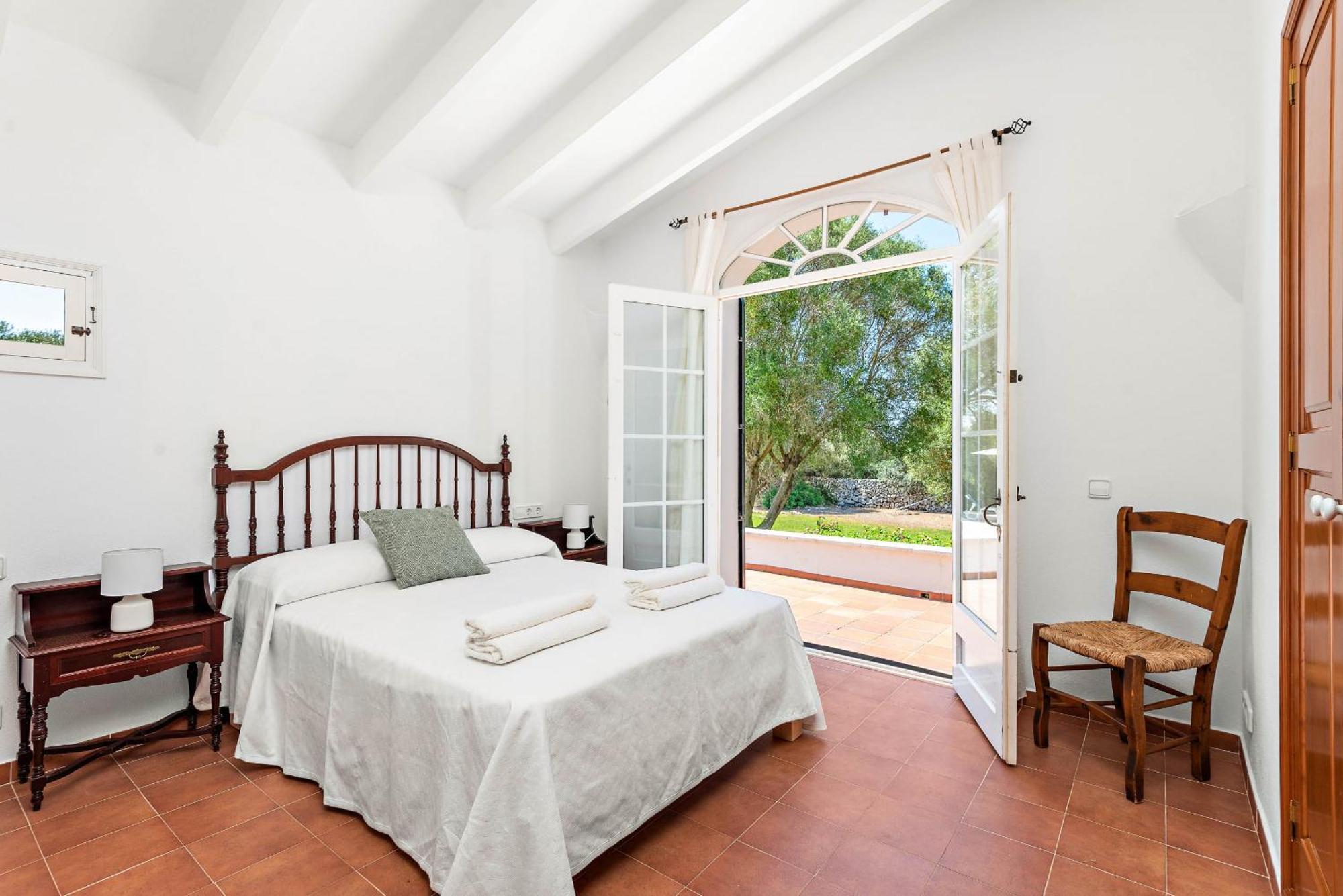 Casa Nova De Biniparrell * Sant Lluís