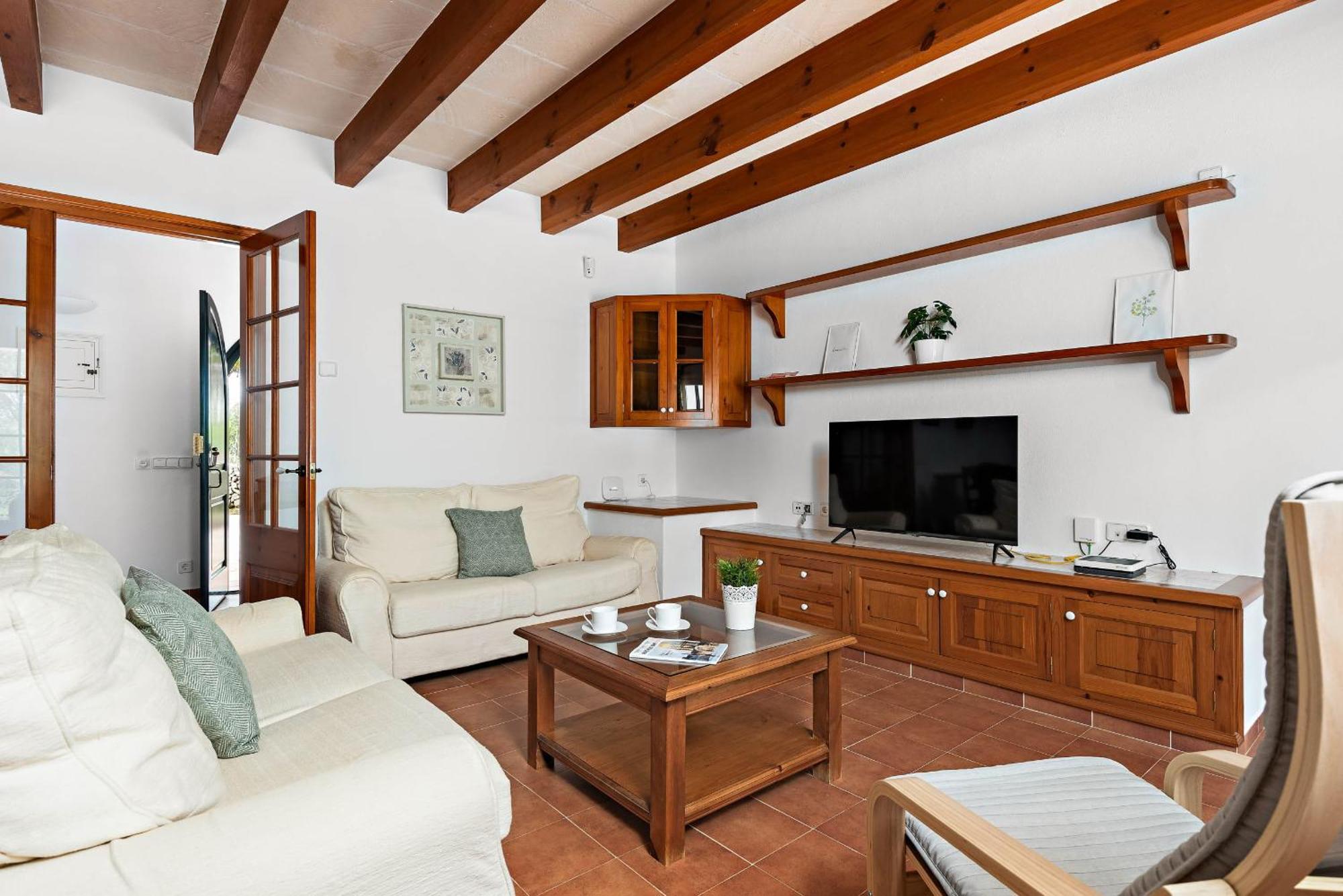 Casa Nova De Biniparrell * Sant Lluís
