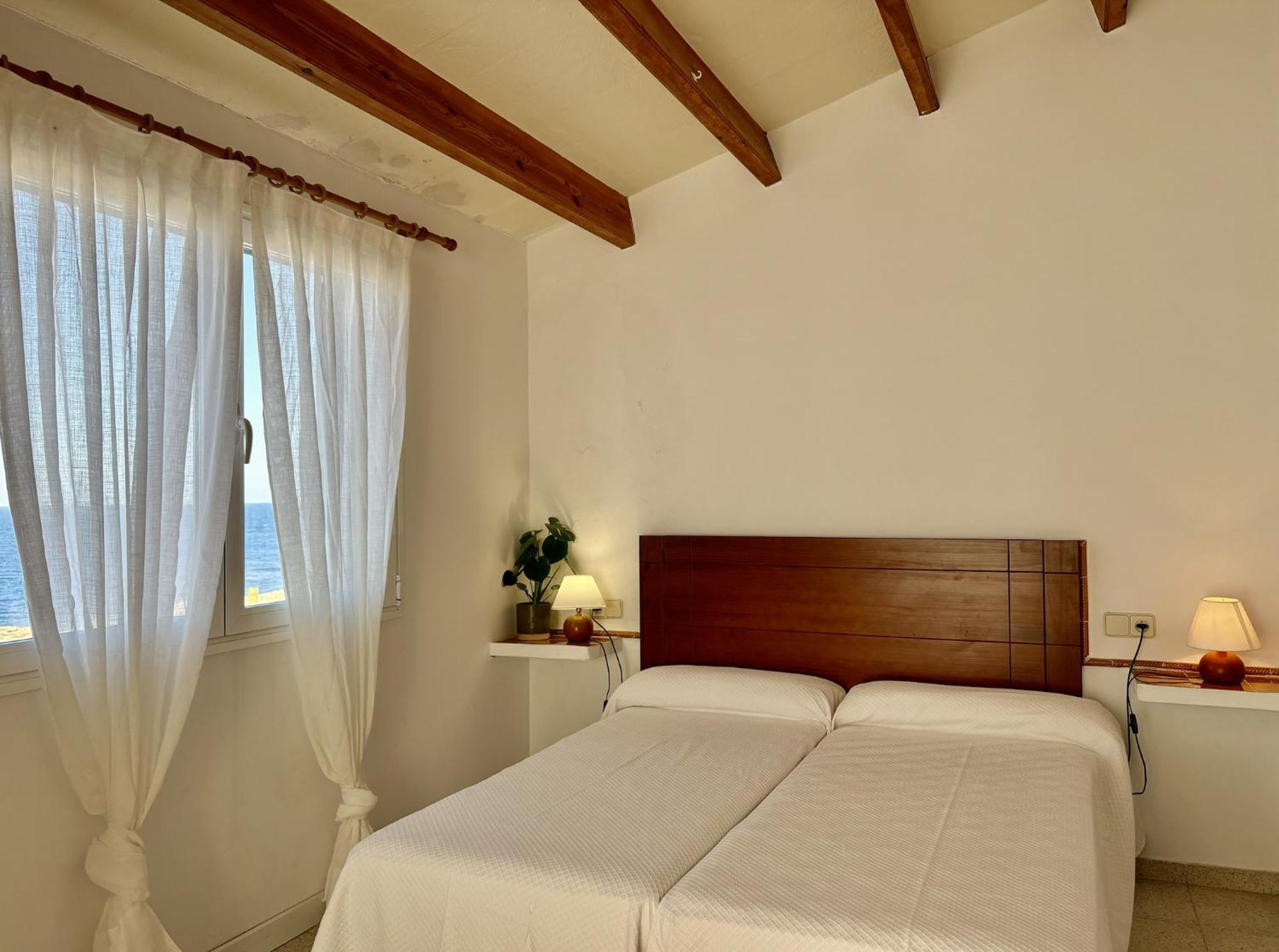 Victor Cala'N Blanes (Menorca)
