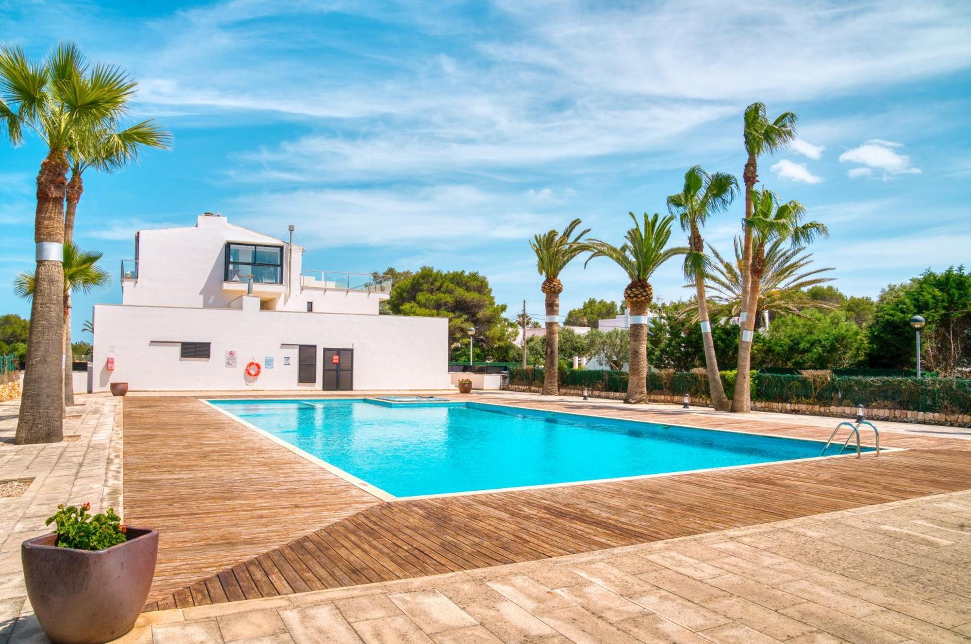 Precioso Duplex En Cala Santandria Con Piscina Y Wifi * Son Carrio (Menorca)
