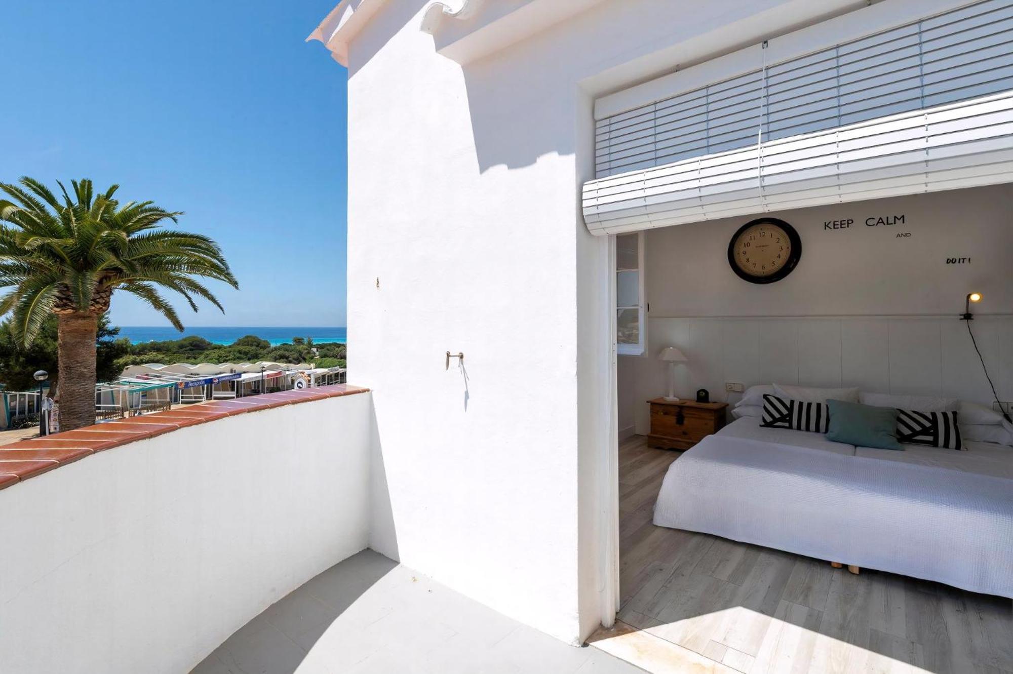 Strandnahe German Mit Grosser Poolterrasse Son Bou