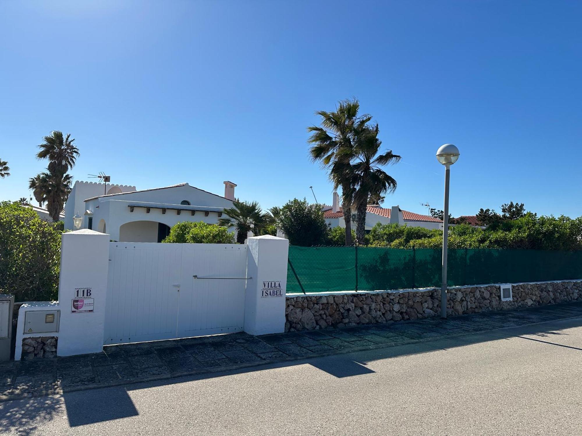 Isabel Cala'N Bosch (Menorca)