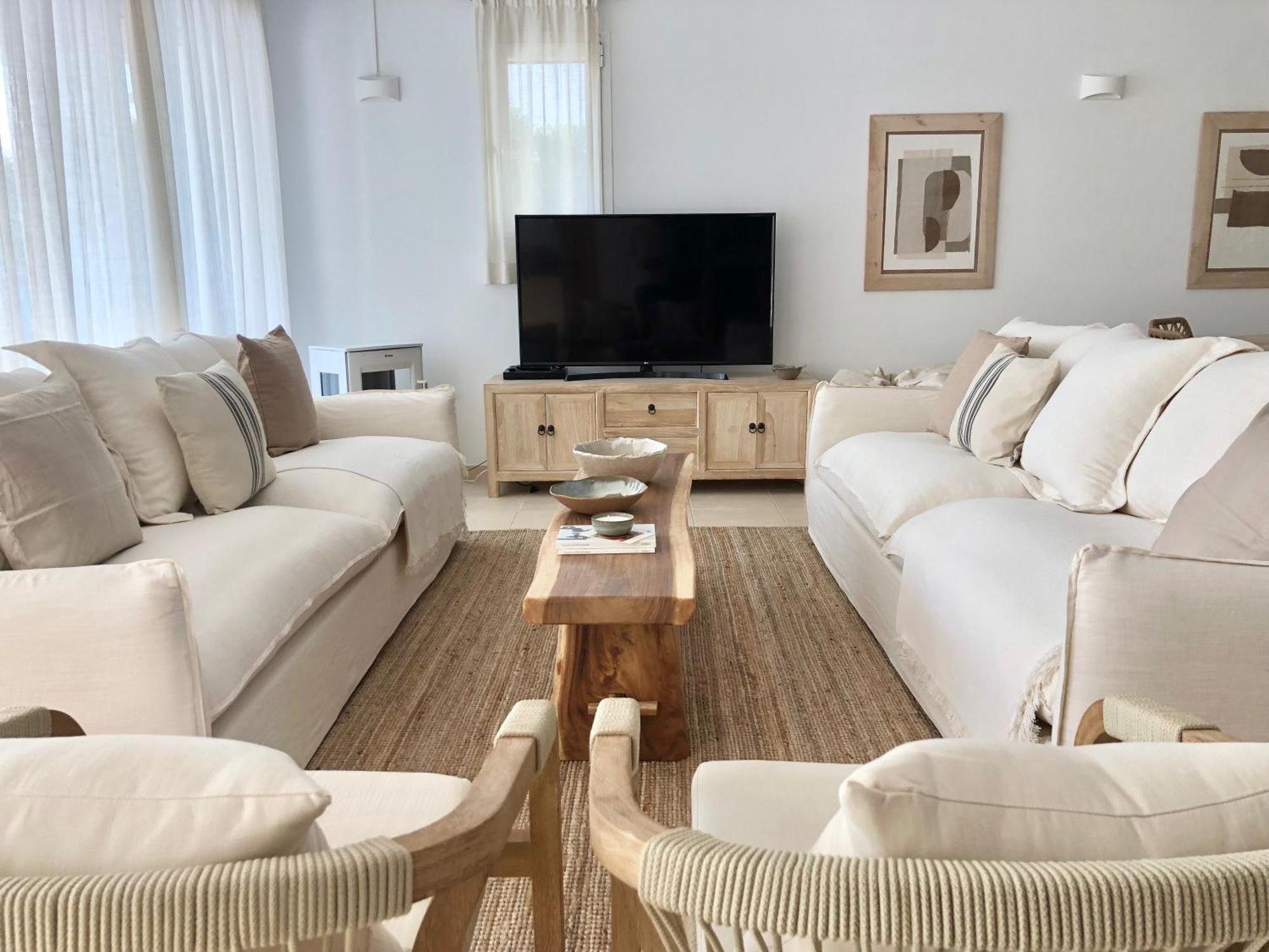 Villa Ventada Luxury Boutique Private Pool Views Puerto Addaia, Menorca *