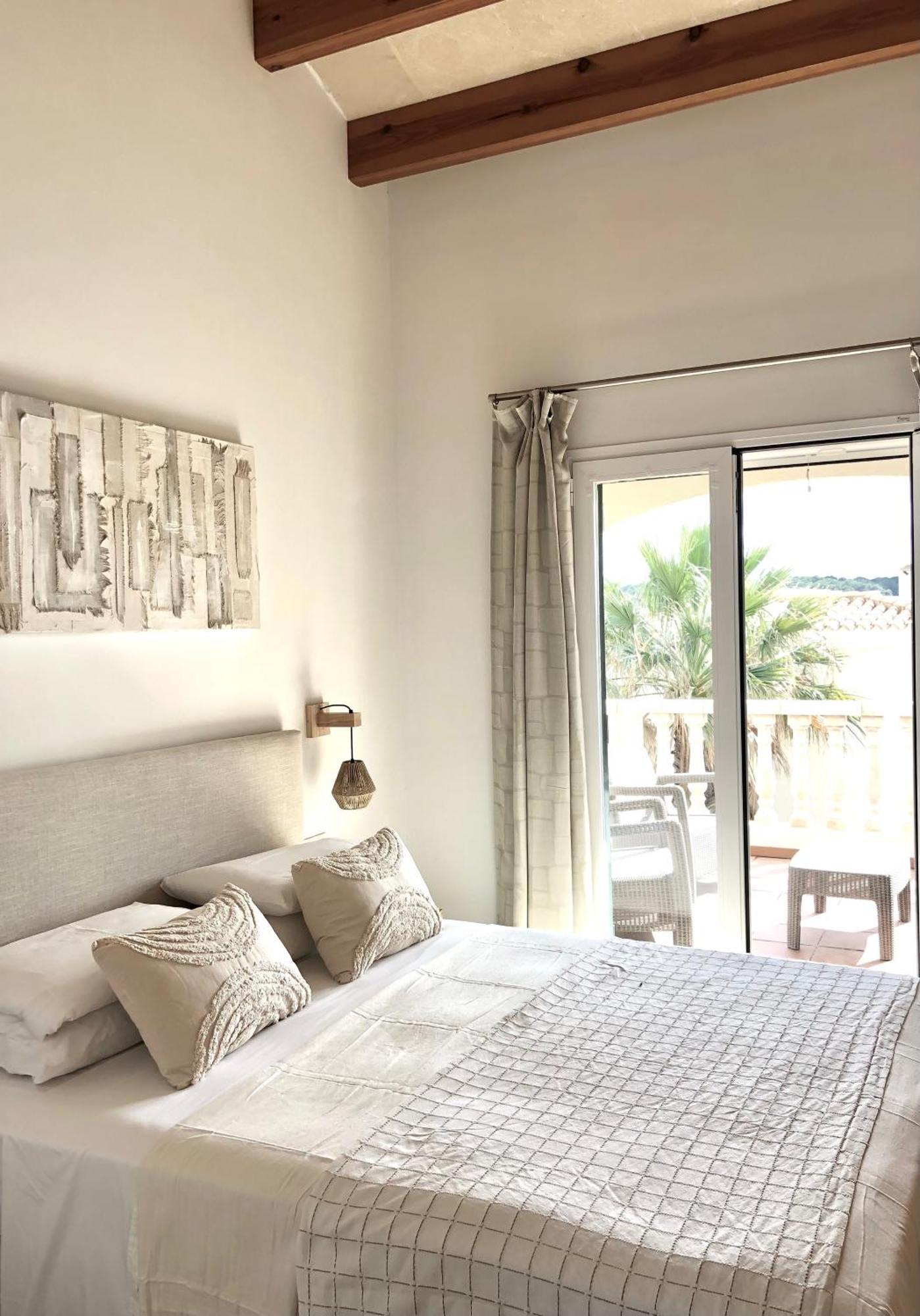 Villa Ventada Luxury Boutique Private Pool Views Puerto Addaia, Menorca