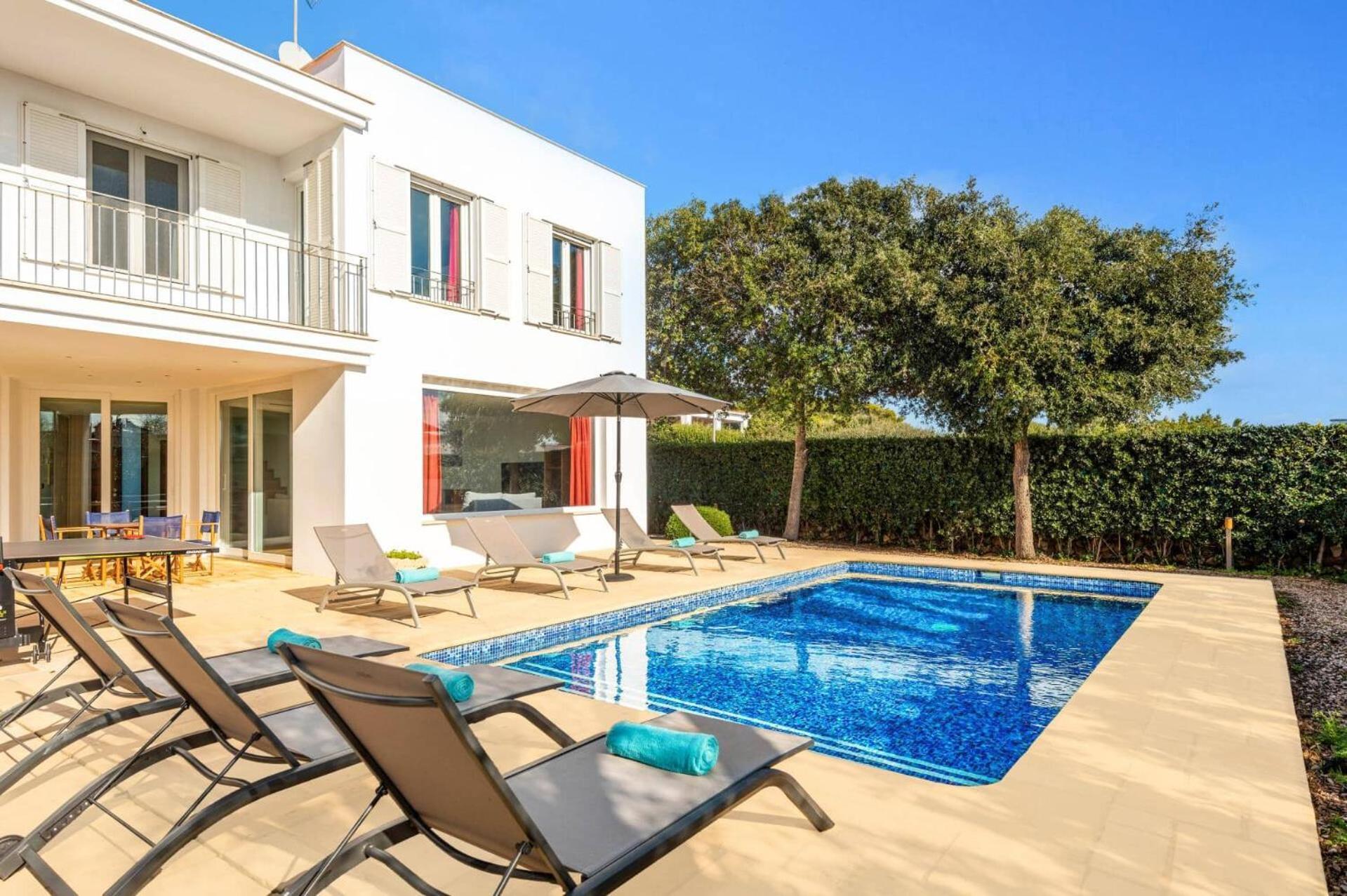 Julianne 4 Bedroom Villa, Calan Blanes Villa Cala'N Blanes (Menorca)
