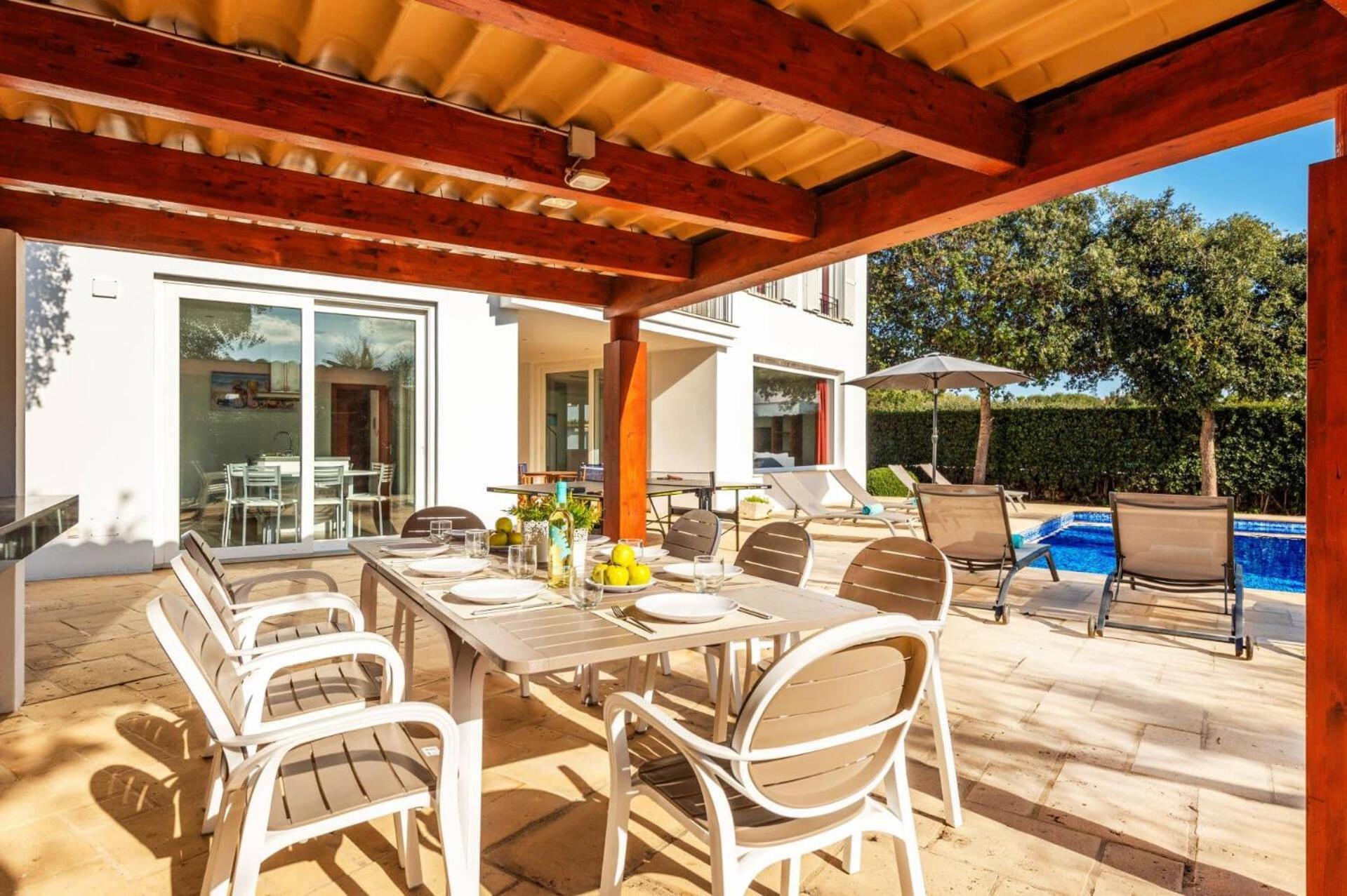 Villa Julianne 4 Bedroom Villa, Calan Blanes