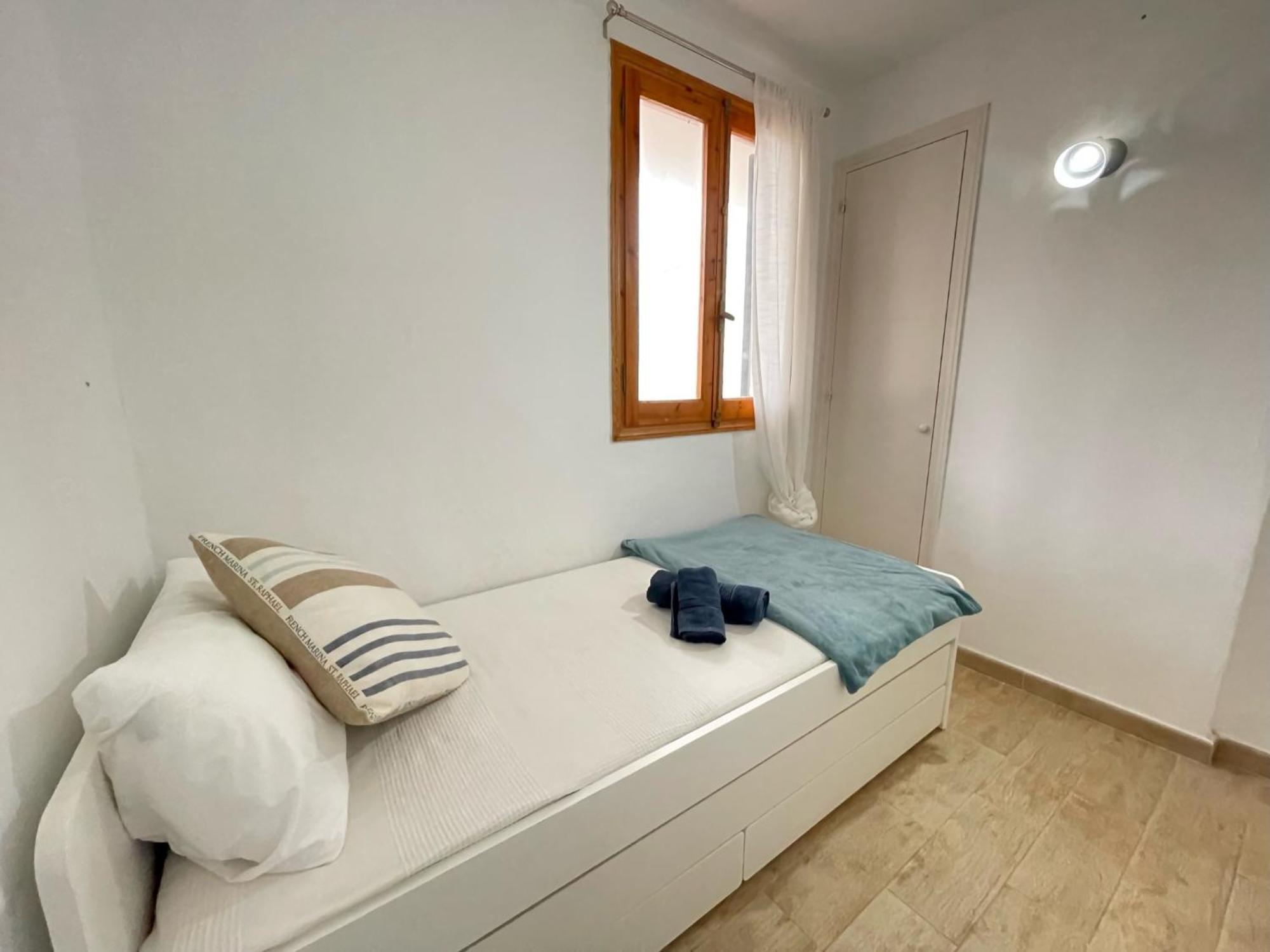 Tramontana Apto En Planta Baja Con Piscina Apartment *