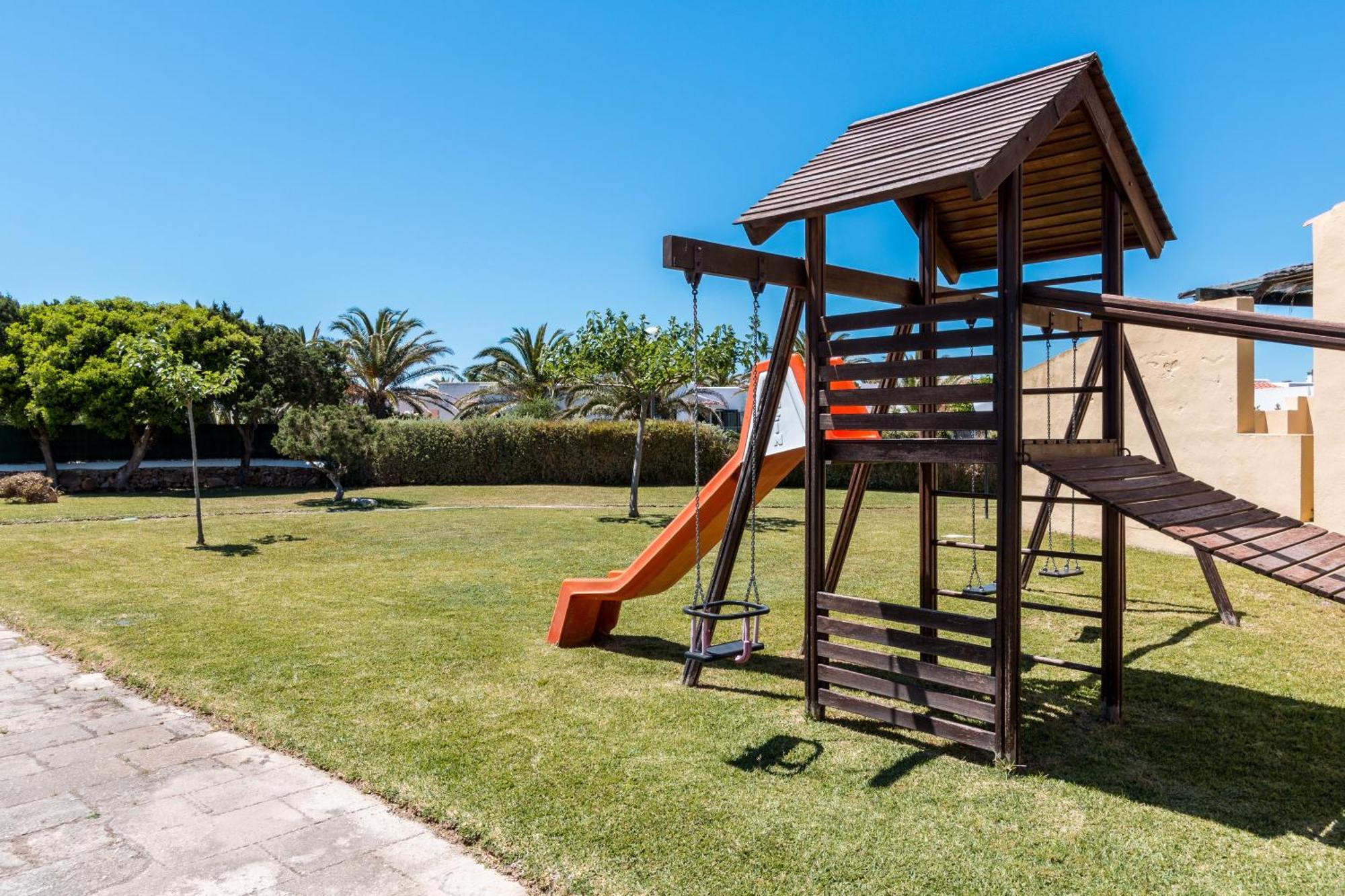 Siete Palmeras - Ciudadela * Cala'N Blanes (Menorca)