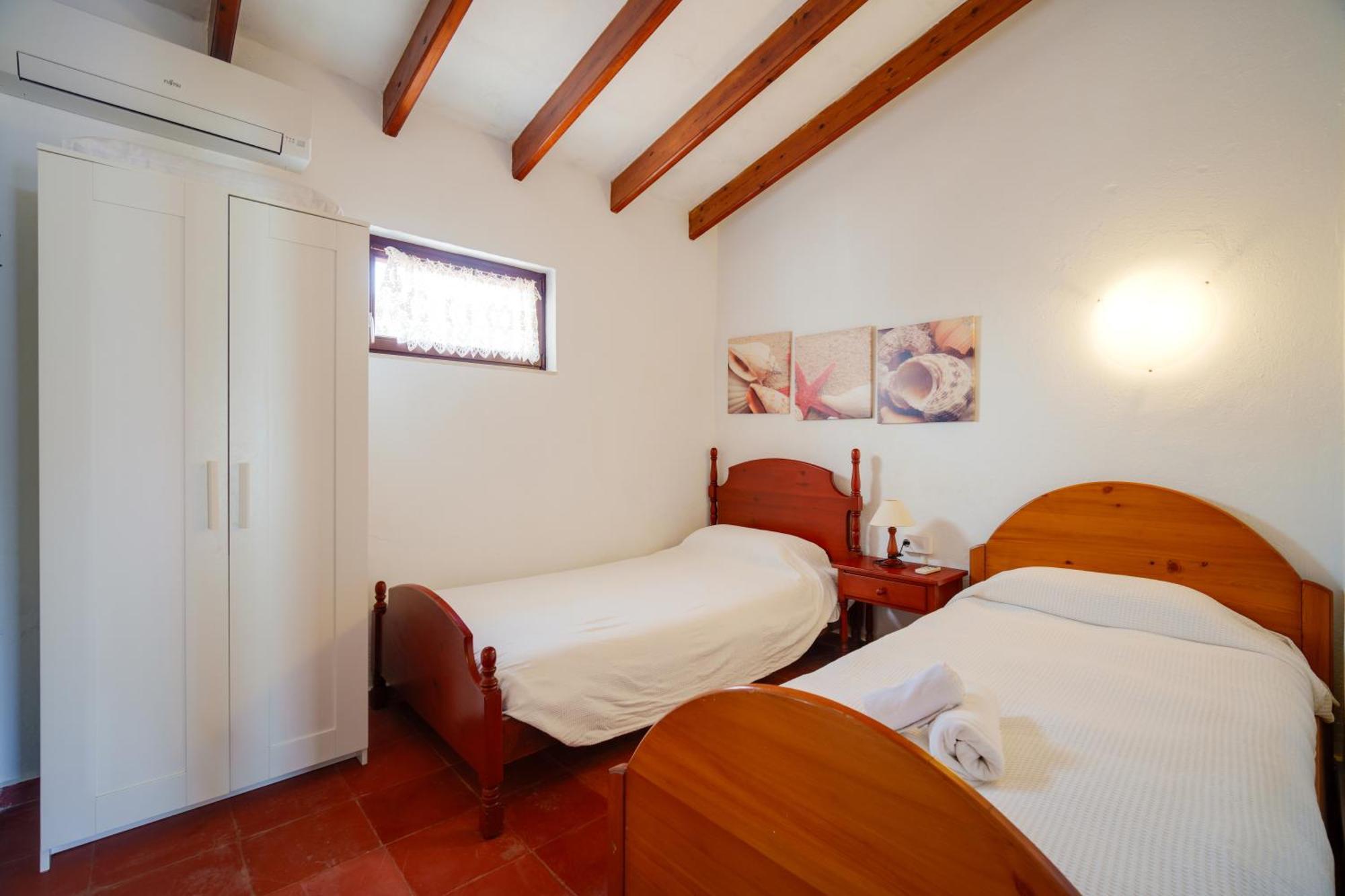 Aure Con Piscina Y Aire Acondicionado Cala'N Bosch (Menorca)
