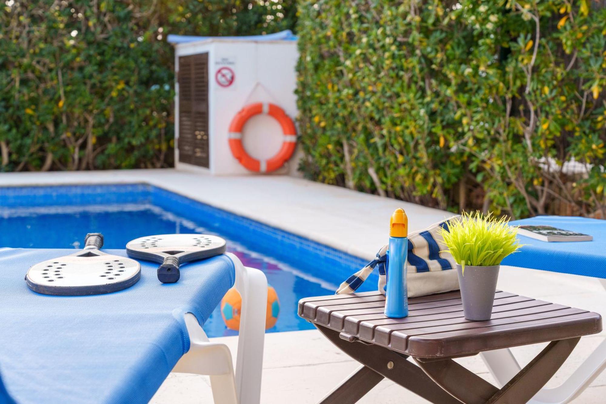Aure Con Piscina Y Aire Acondicionado