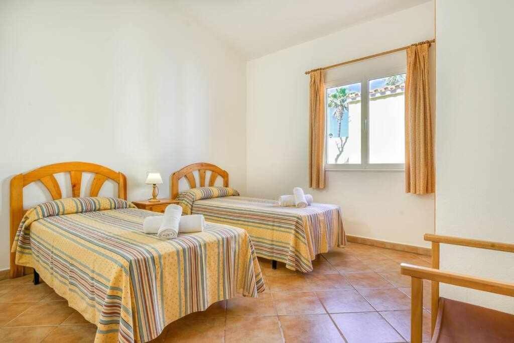 Linardo2 Con Piscina Y Aire Acondicionado *