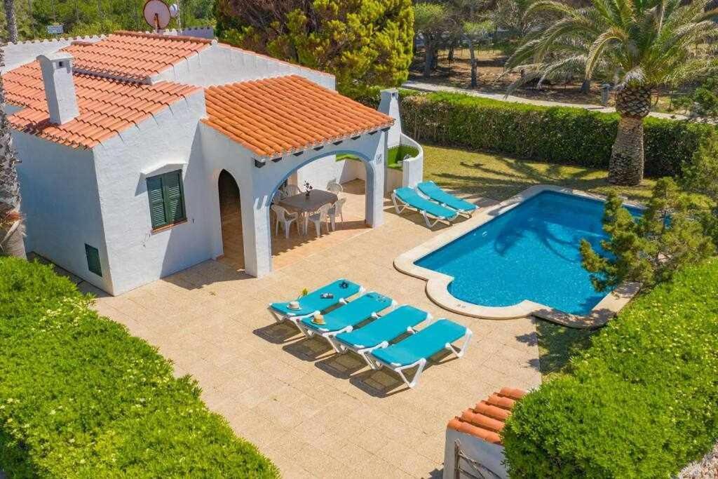 Roqueta Bonita Con Piscina En Menorca Villa