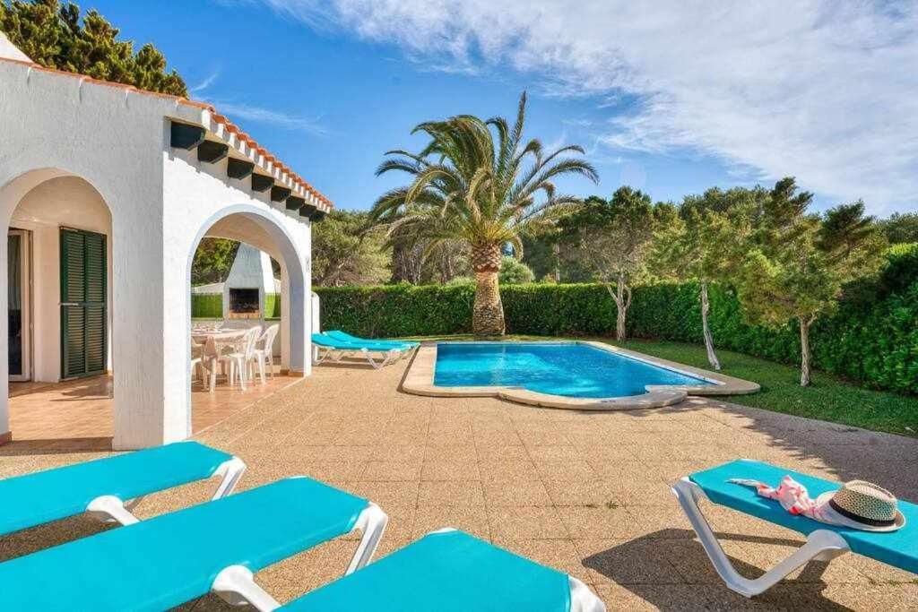 Villa Roqueta Bonita Con Piscina En Menorca