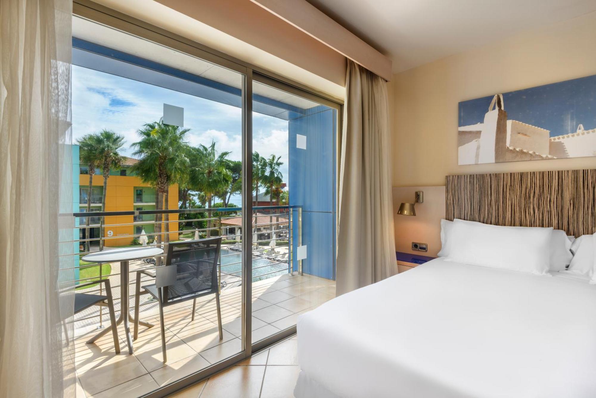 Hotel Occidental Menorca (adults Only) 4*