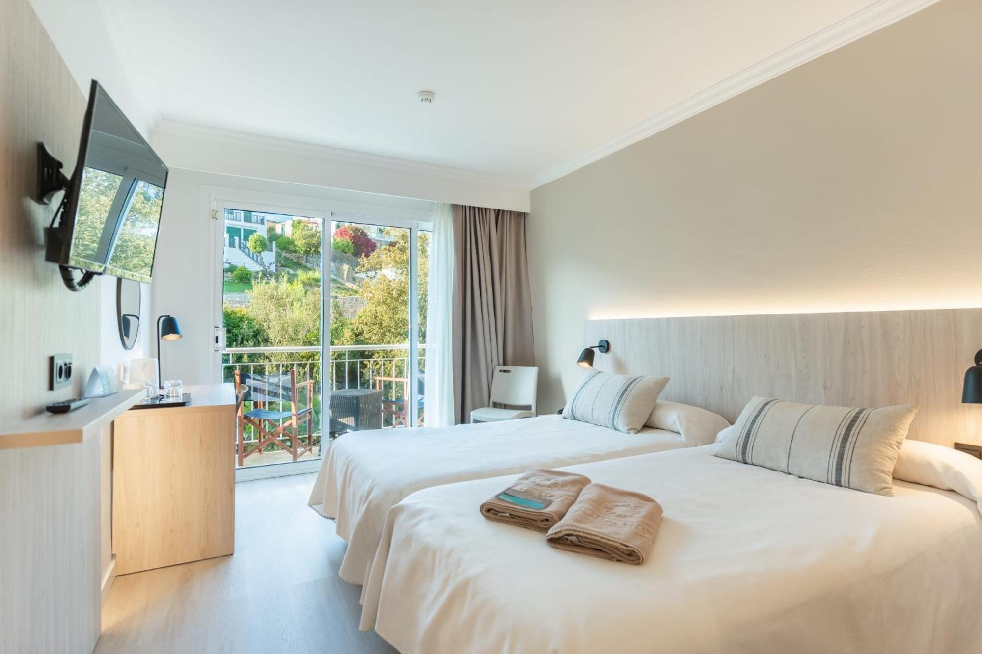 Aparthotel Minura Cala Galdana & D'aljandar 4*