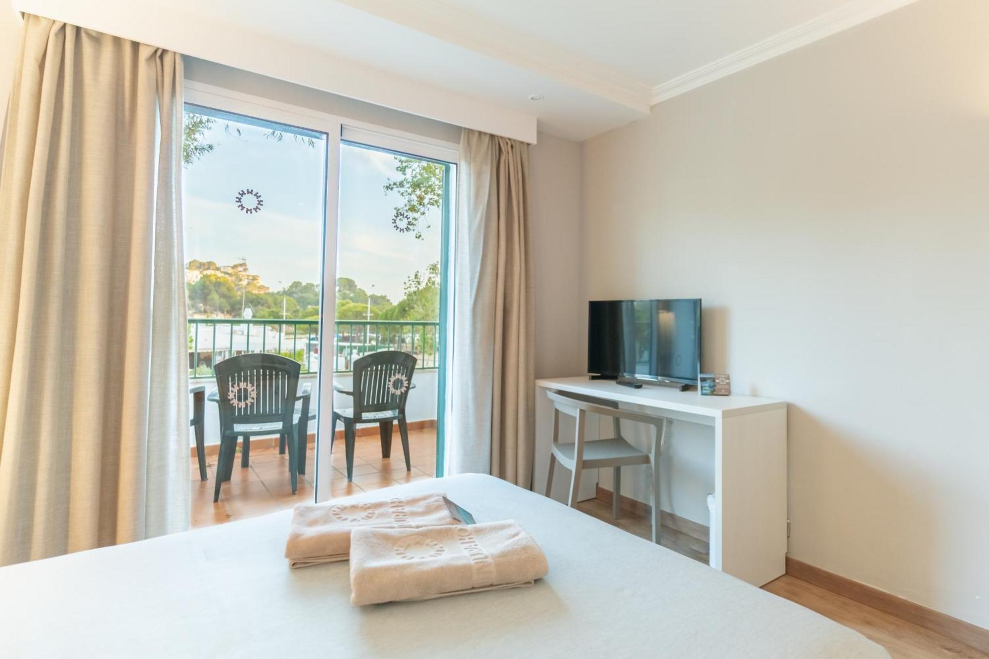 Minura Cala Galdana & D'aljandar Aparthotel 4*