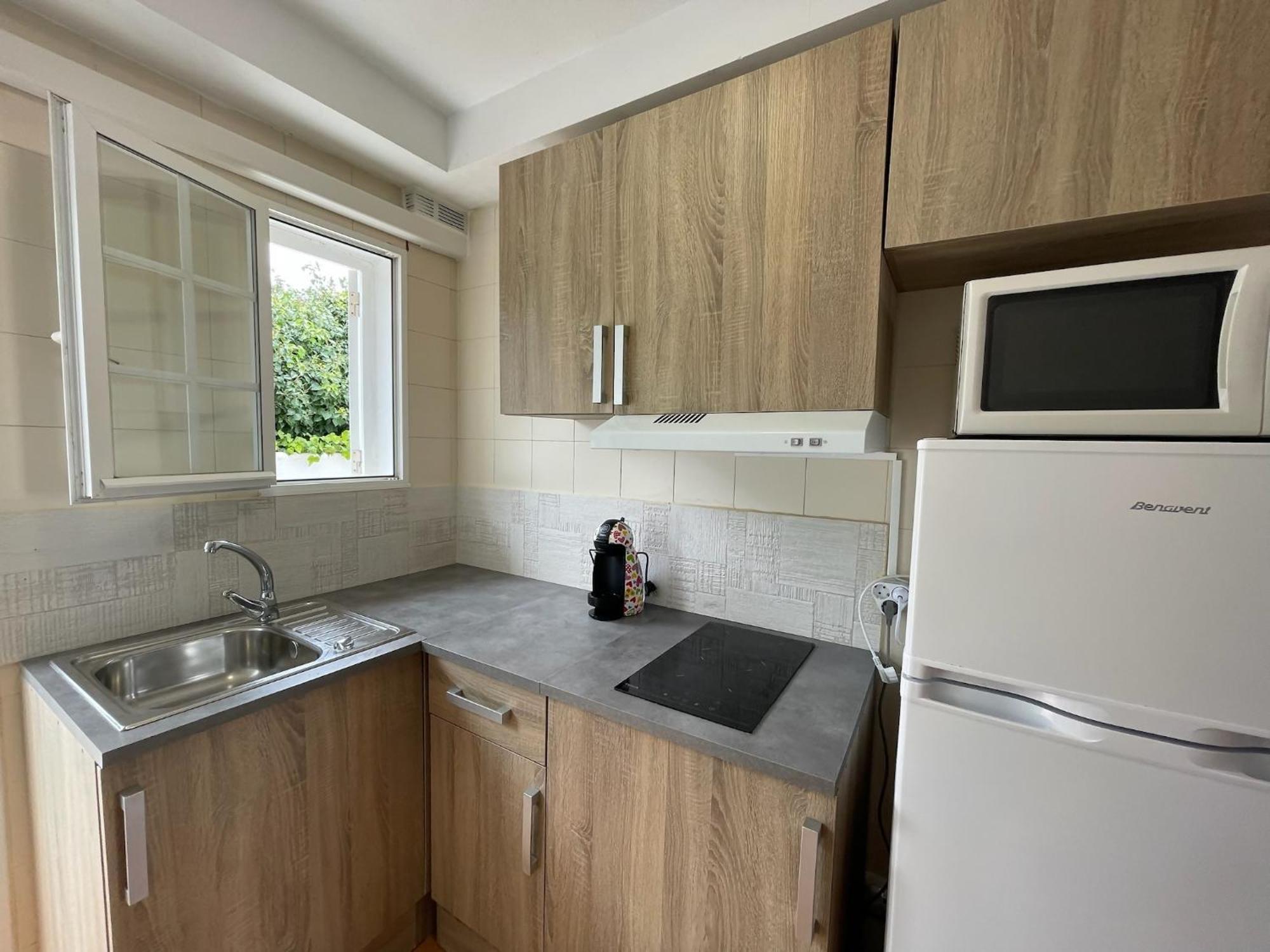 301 Castell Sol