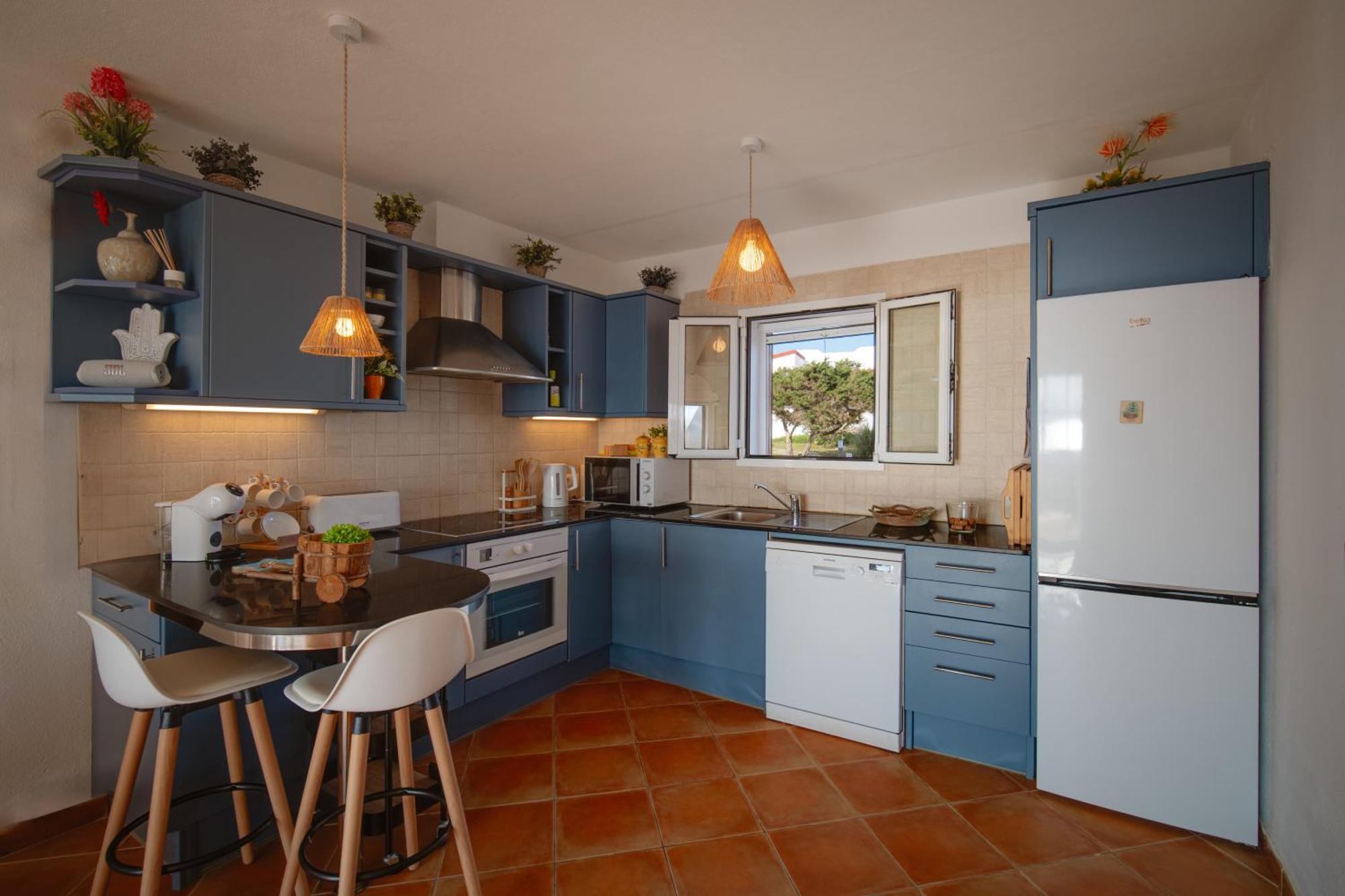 Peix - Relax Y Atardeceres Unicos Junto Al Mar * Cala'N Bosch (Menorca)