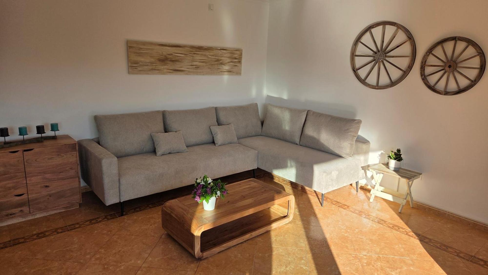 Victoria Paradise Villa *