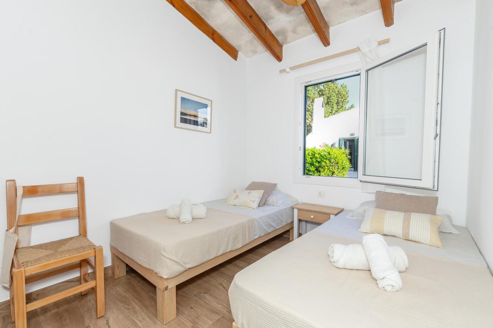 13 Holiday home