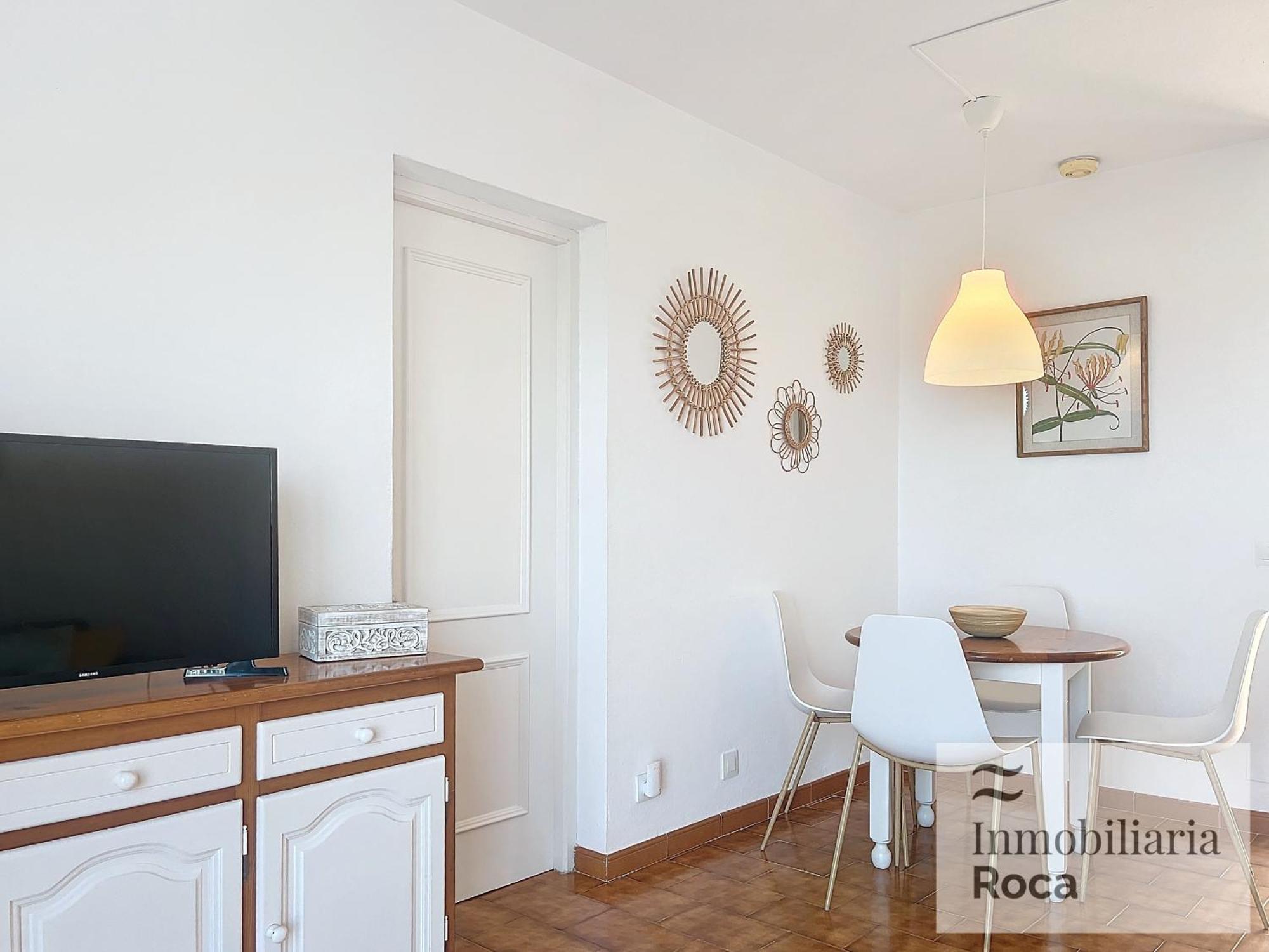 204 Castell Sol, *