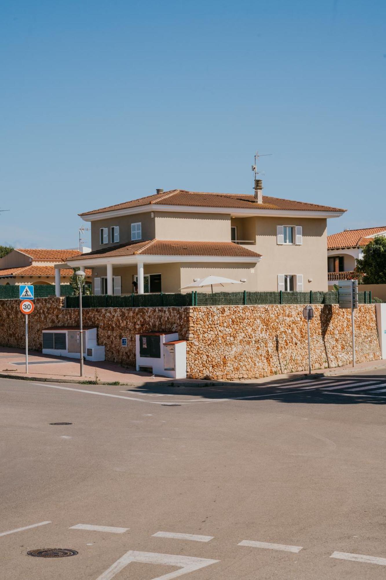 Villa Victoria Paradise Cala'N Blanes (Menorca)