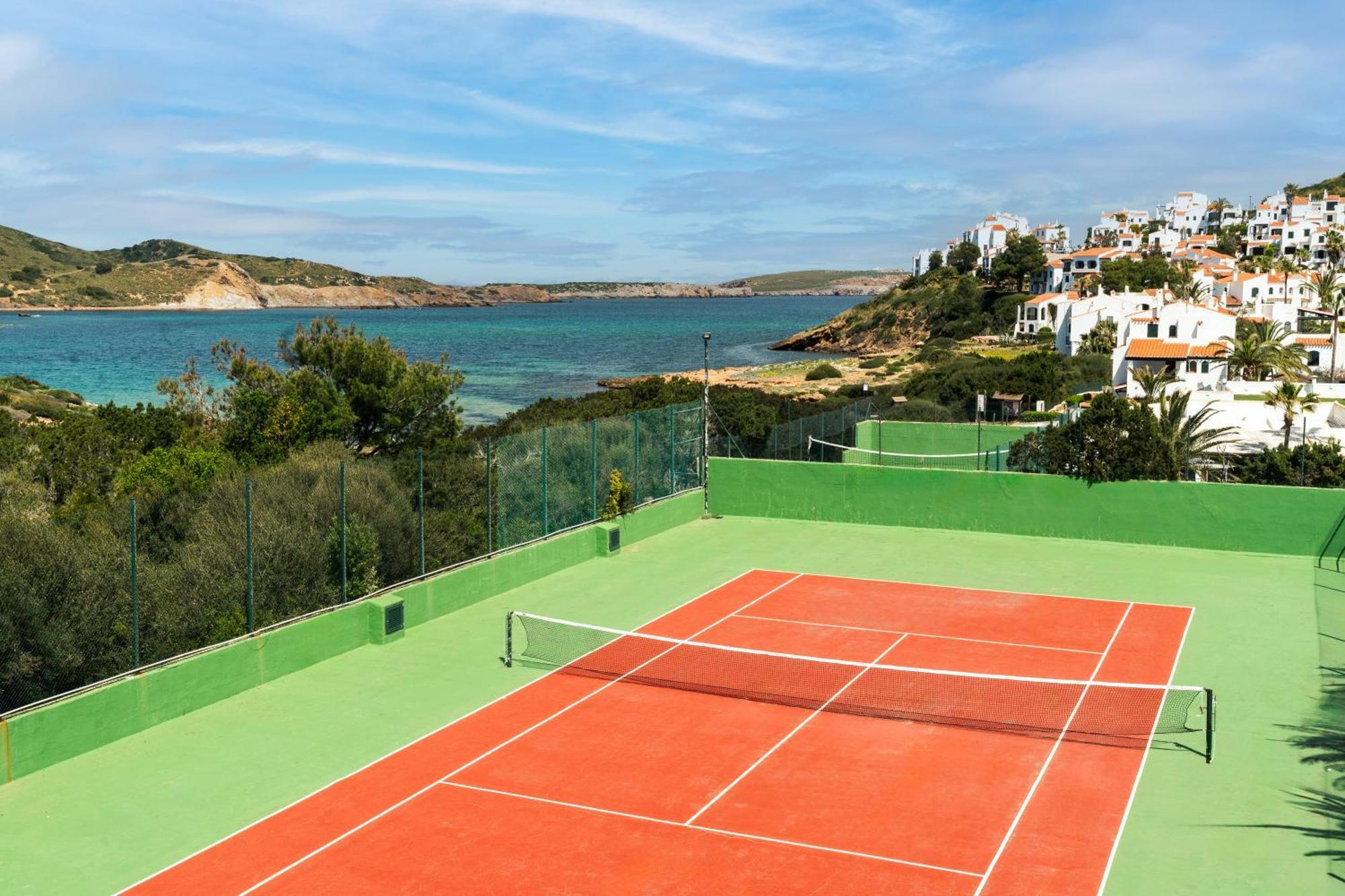 Fergus Club Carema Splash Apartahotel Playas De Fornells