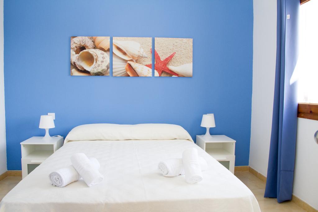 Apartment Apartamentos Blue Beach Menorca Cala'N Blanes (Menorca)