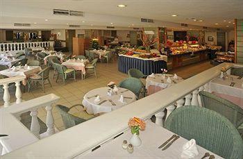 Apartahotel Grupotel Club Menorca 3*