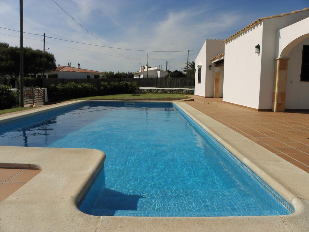 Violeta Сasa de vacaciones Cala'N Blanes (Menorca)