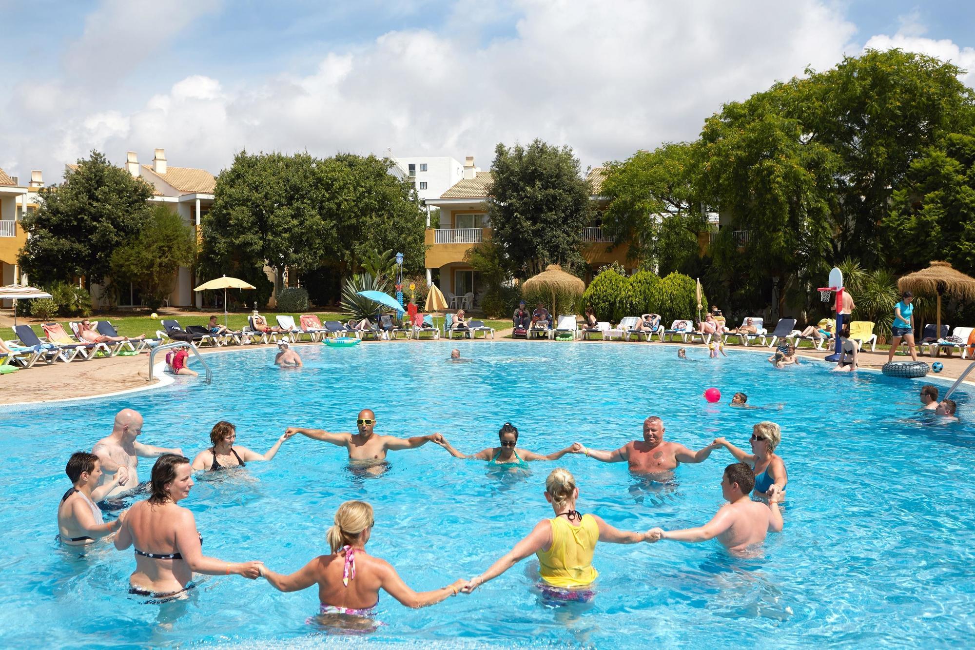 Apartahotel Comitas Isla Del Aire 4*